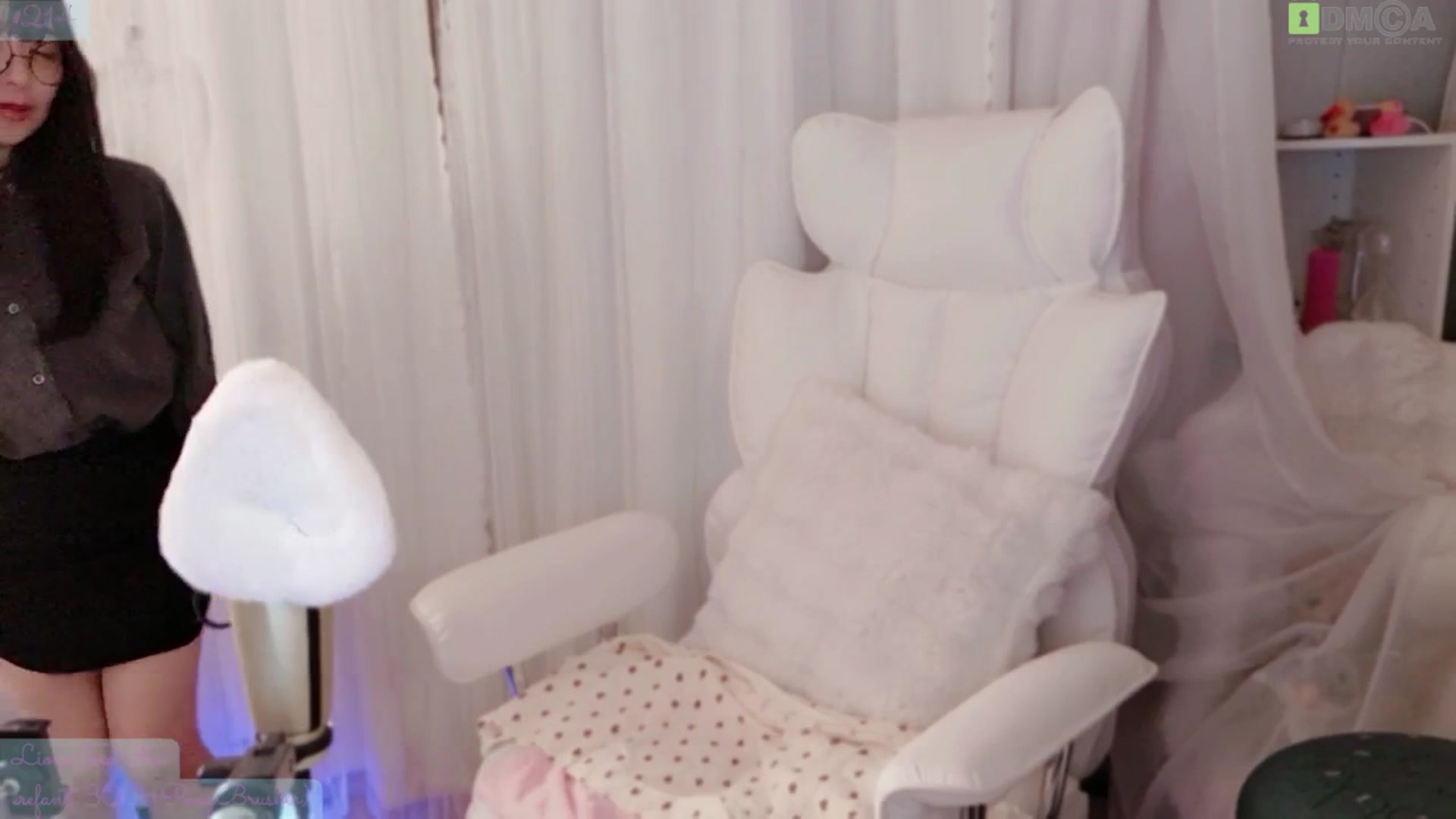 Gallery image thumbnail from meowtheworld's myfreecams stream on, 04/26/2026, 17:20 image 6 of 20