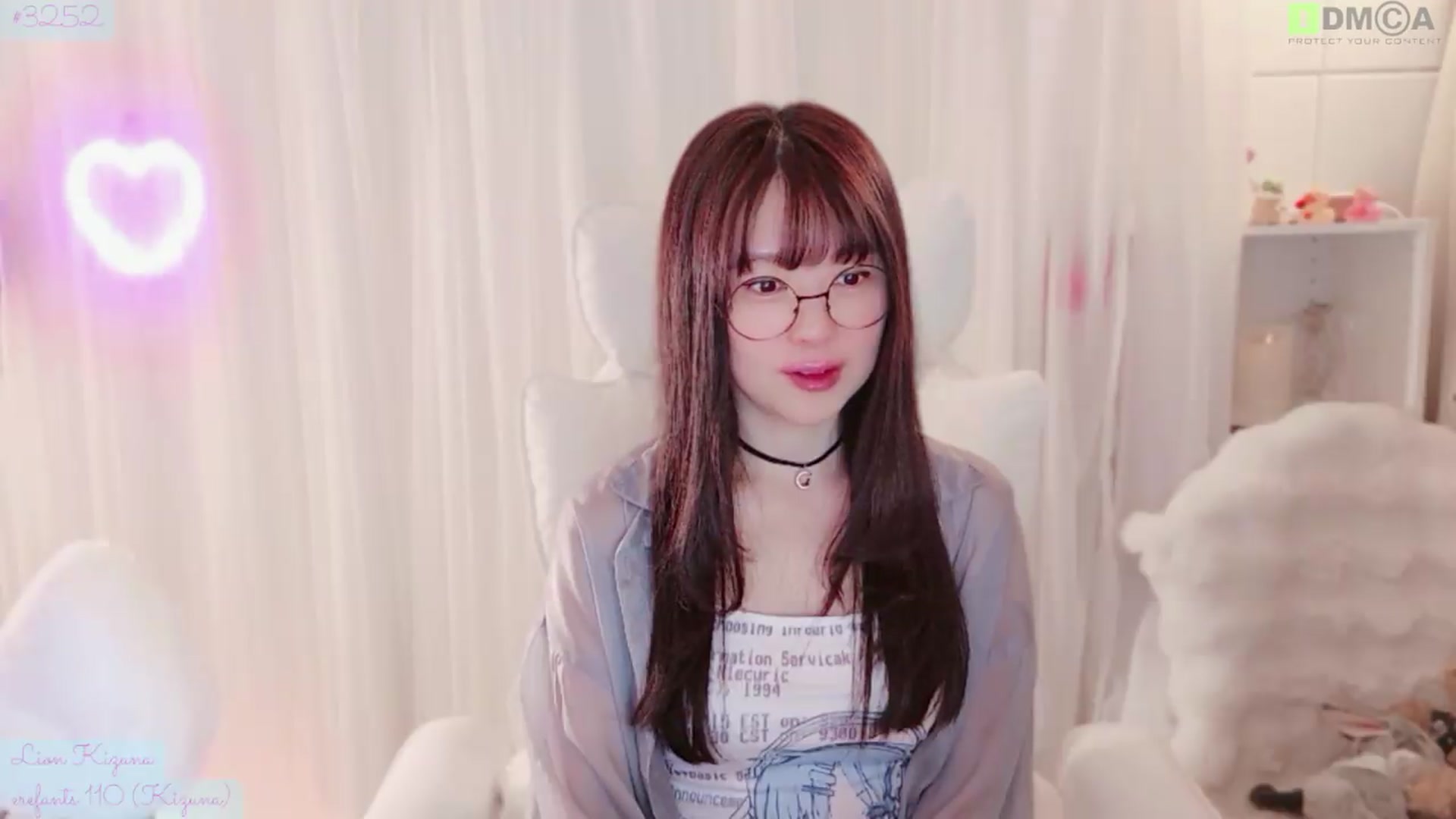 Gallery image thumbnail from meowtheworld's myfreecams stream on, 05/02/2026, 06:18 image 3 of 20