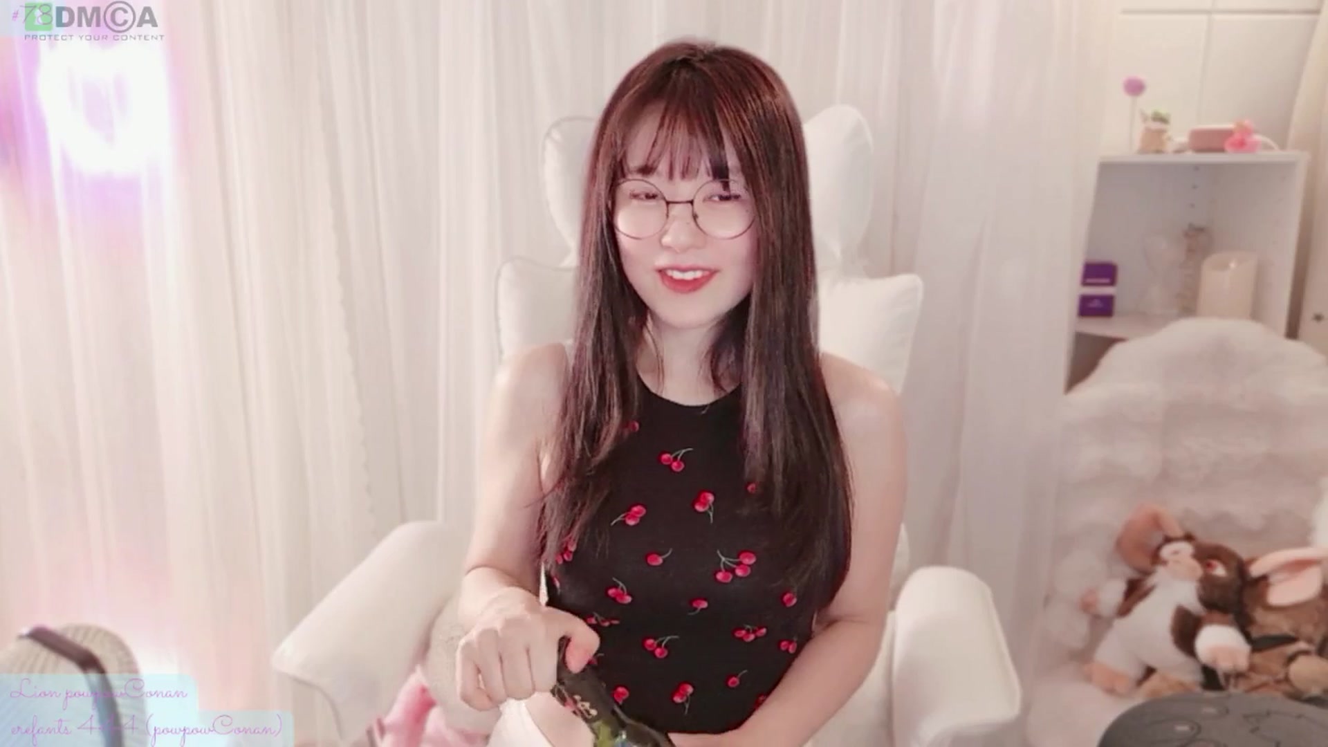 Gallery image thumbnail from meowtheworld's myfreecams stream on, 05/03/2026, 05:56 image 13 of 20
