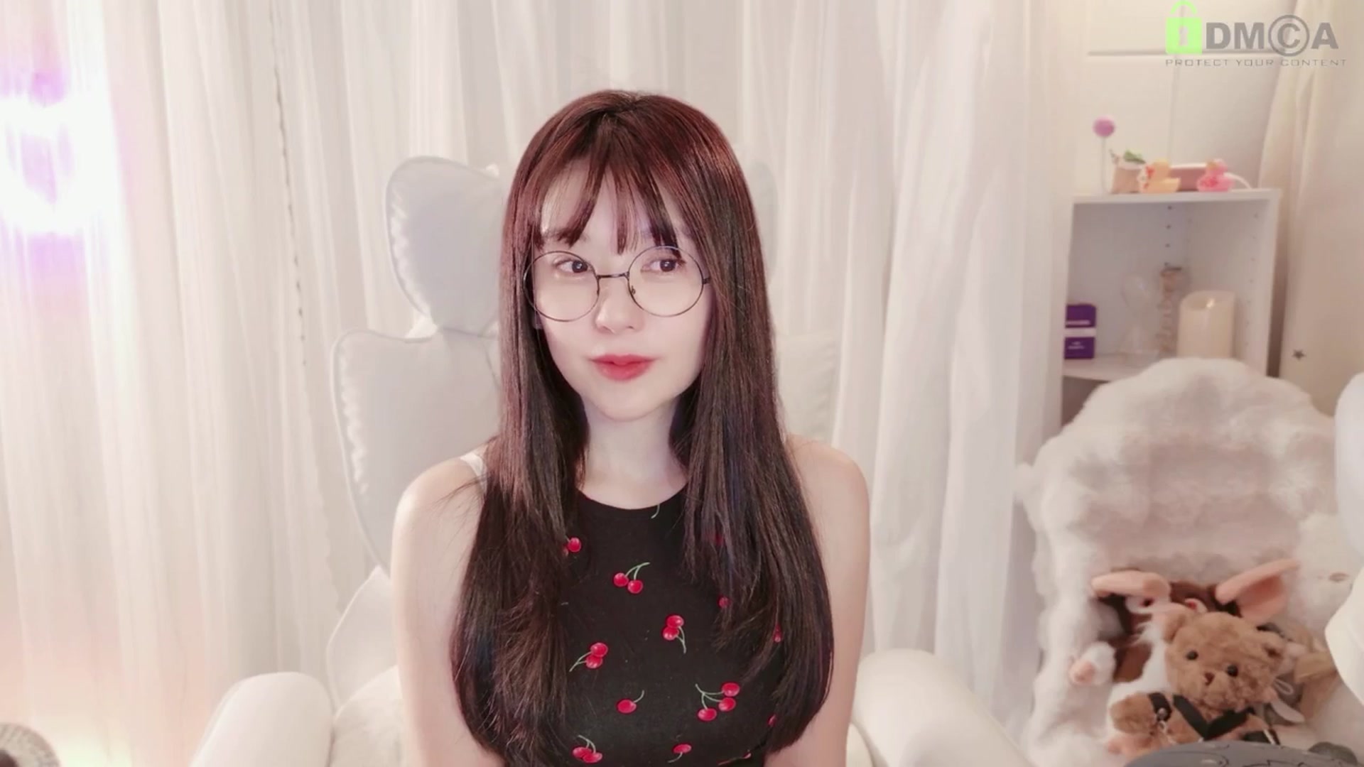 Gallery image thumbnail from meowtheworld's myfreecams stream on, 05/03/2026, 10:56 image 6 of 20