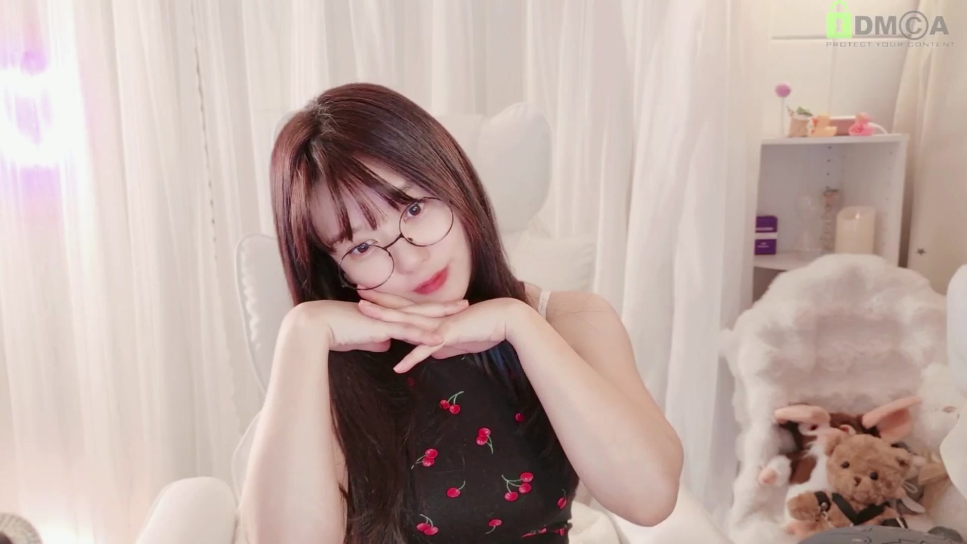 Gallery image thumbnail from meowtheworld's myfreecams stream on, 05/03/2026, 10:56 image 8 of 20