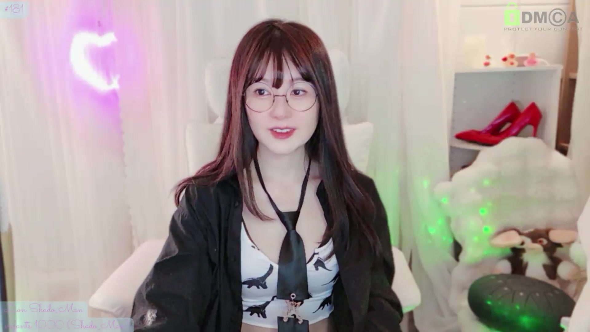 Gallery image thumbnail from meowtheworld's myfreecams stream on, 05/17/2026, 05:48 image 12 of 20