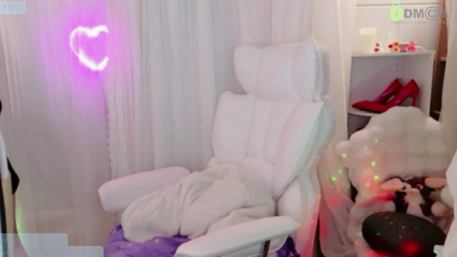 Gallery image thumbnail from meowtheworld's myfreecams stream on, 05/17/2026, 05:48 image 15 of 20