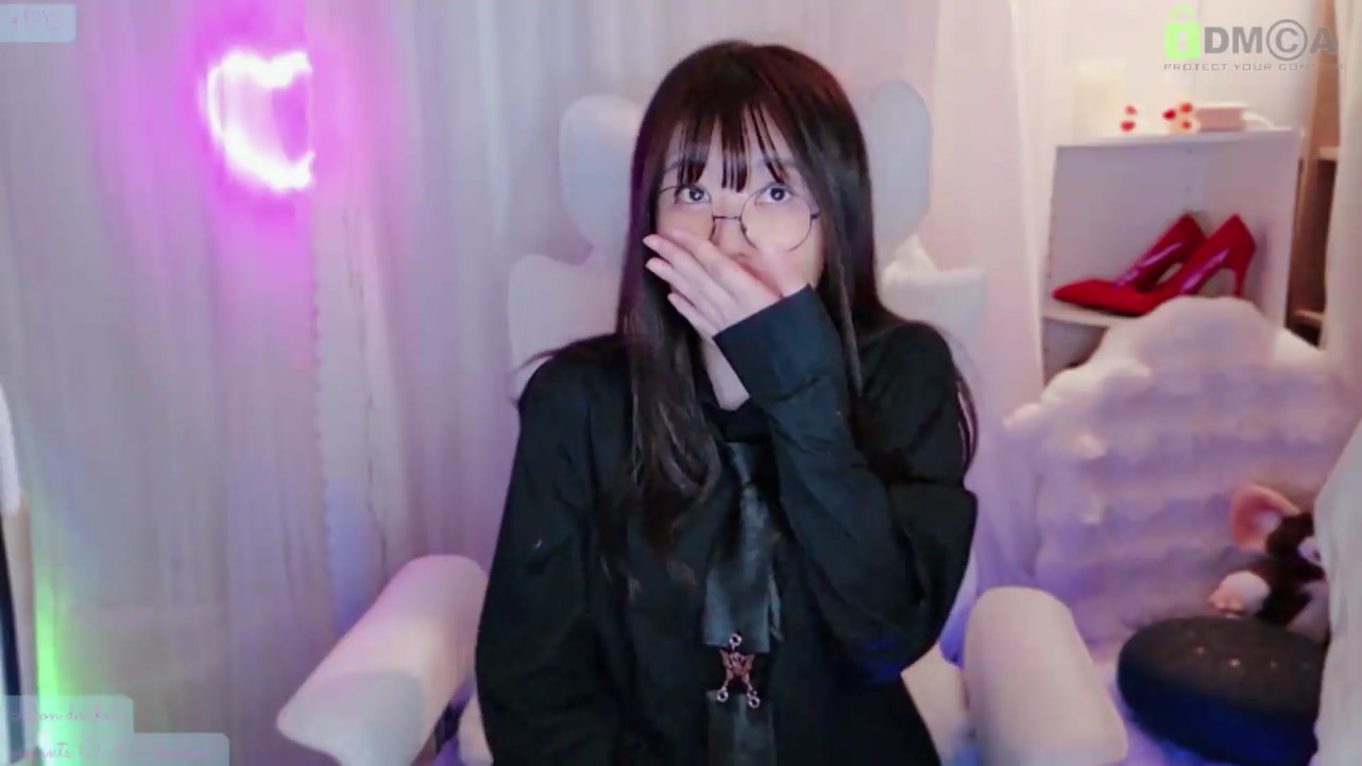 Gallery image thumbnail from meowtheworld's myfreecams stream on, 05/17/2026, 09:41 image 18 of 20