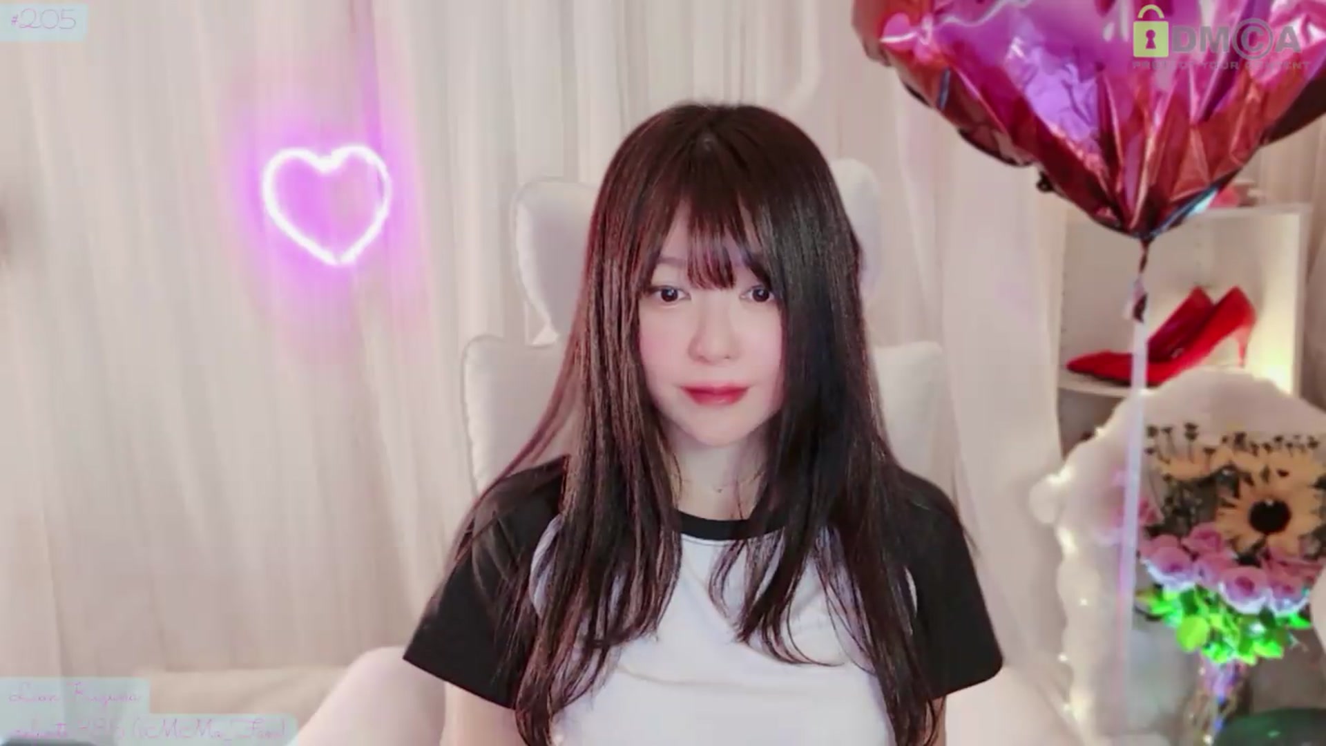 Gallery image thumbnail from meowtheworld's myfreecams stream on, 05/23/2026, 06:12 image 17 of 20
