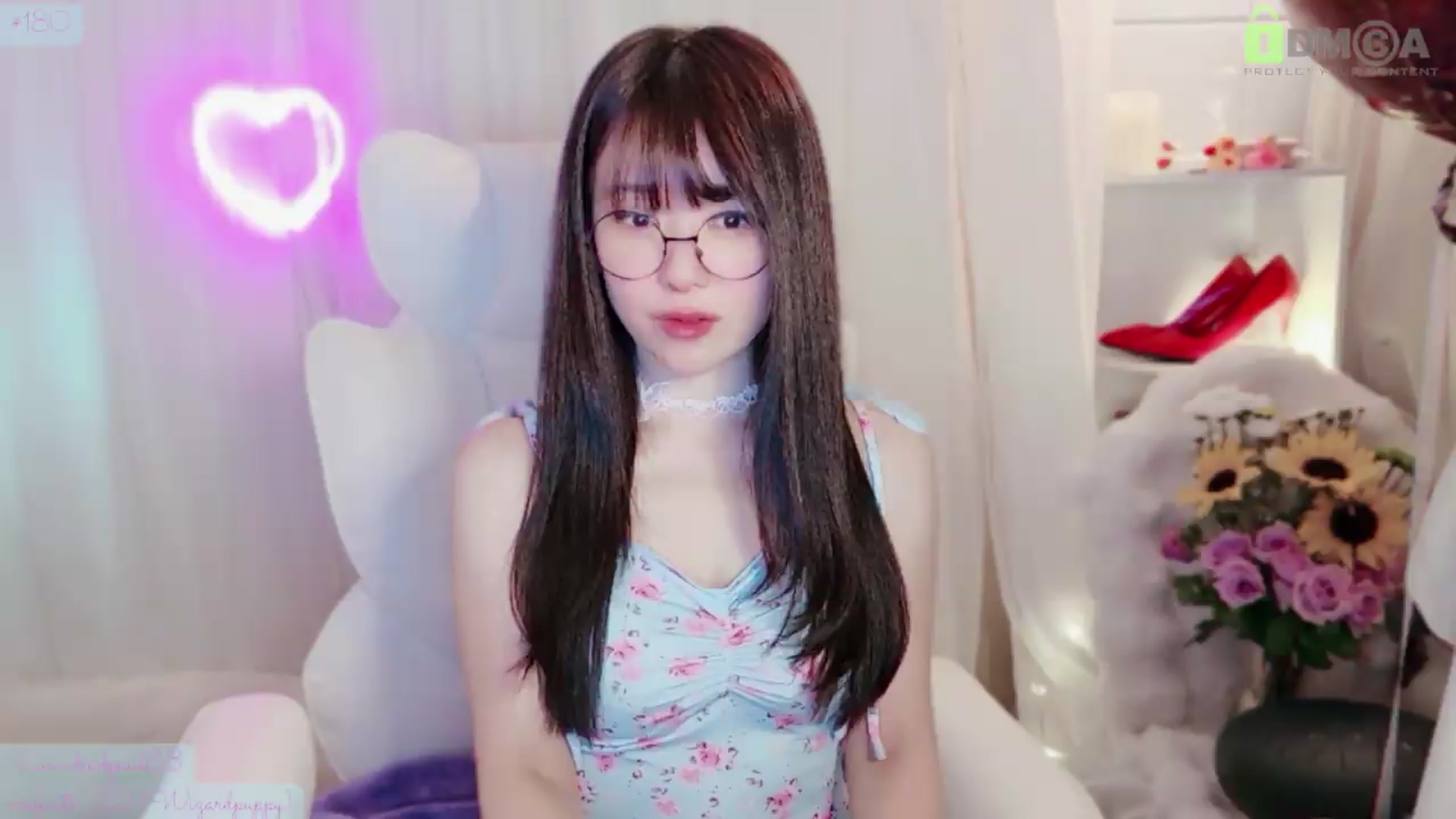 Gallery image thumbnail from meowtheworld's myfreecams stream on, 05/25/2026, 06:45 image 1 of 20