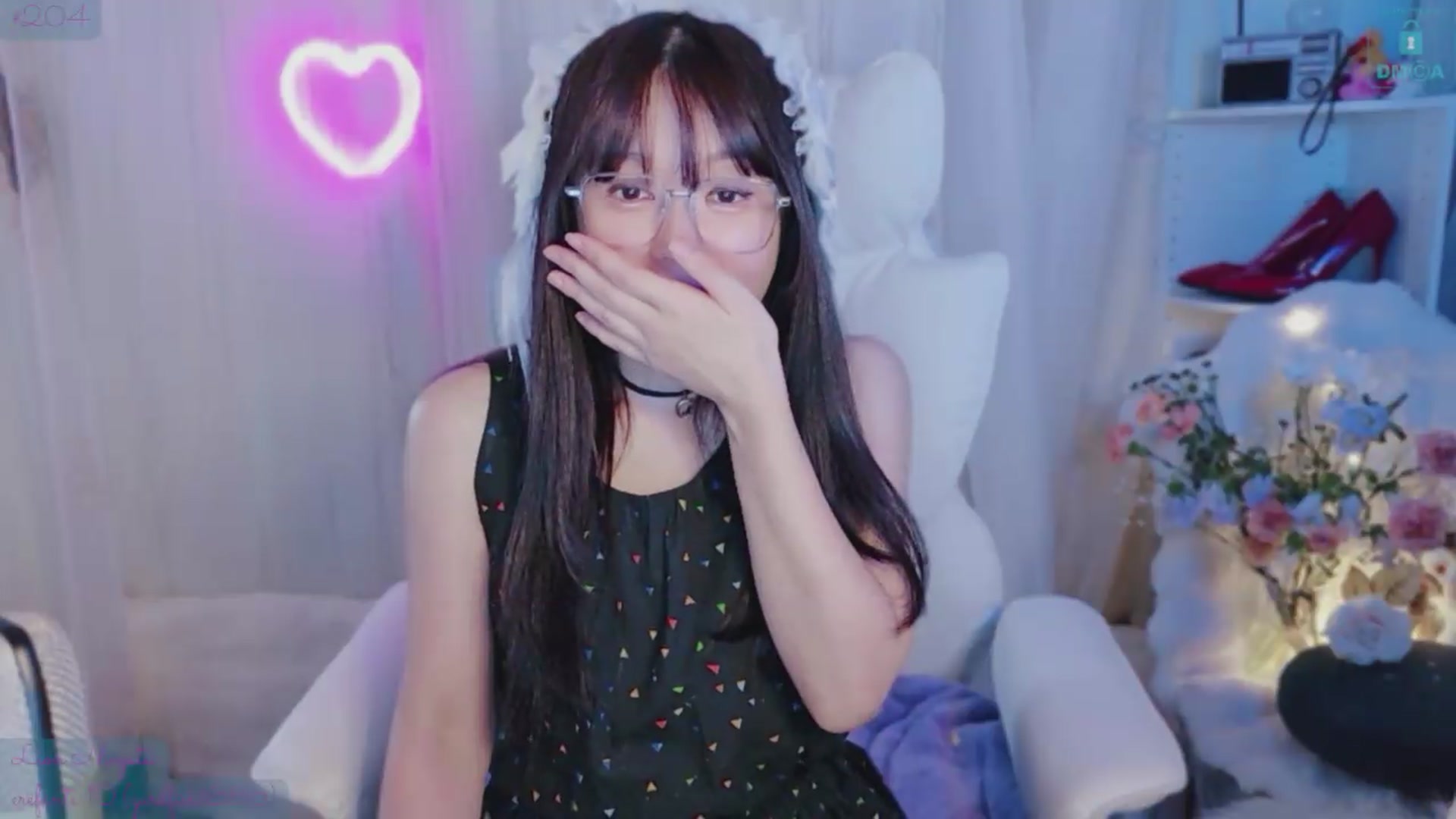 Gallery image thumbnail from meowtheworld's myfreecams stream on, 05/30/2026, 09:54 image 6 of 20