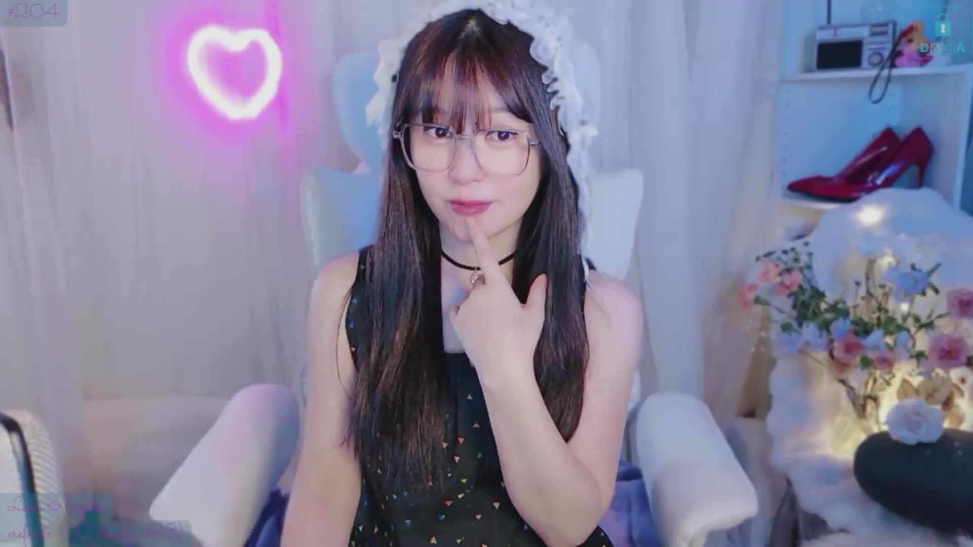 Gallery image thumbnail from meowtheworld's myfreecams stream on, 05/30/2026, 09:54 image 16 of 20