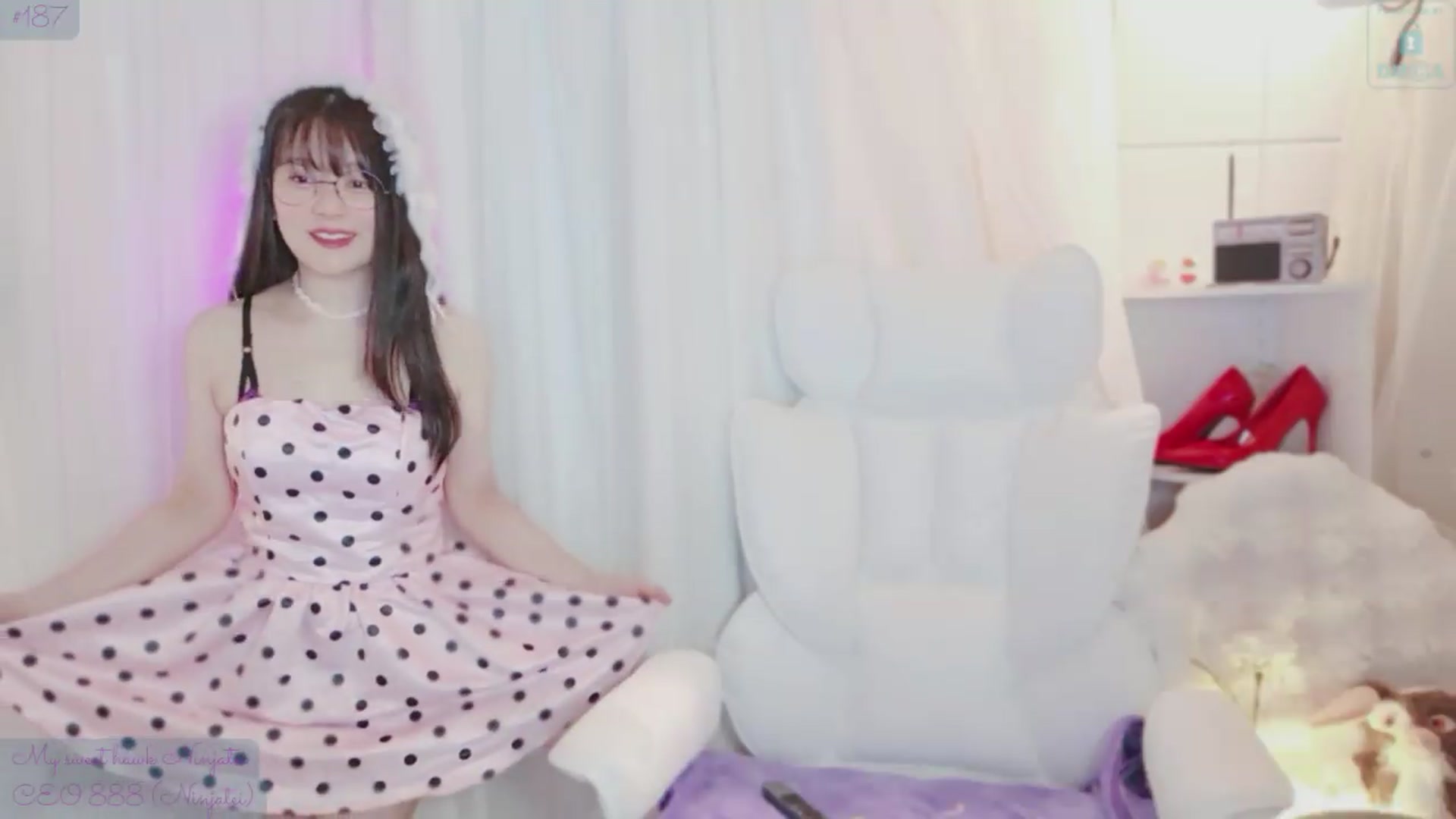 Gallery image thumbnail from meowtheworld's myfreecams stream on, 05/31/2026, 06:40 image 2 of 20
