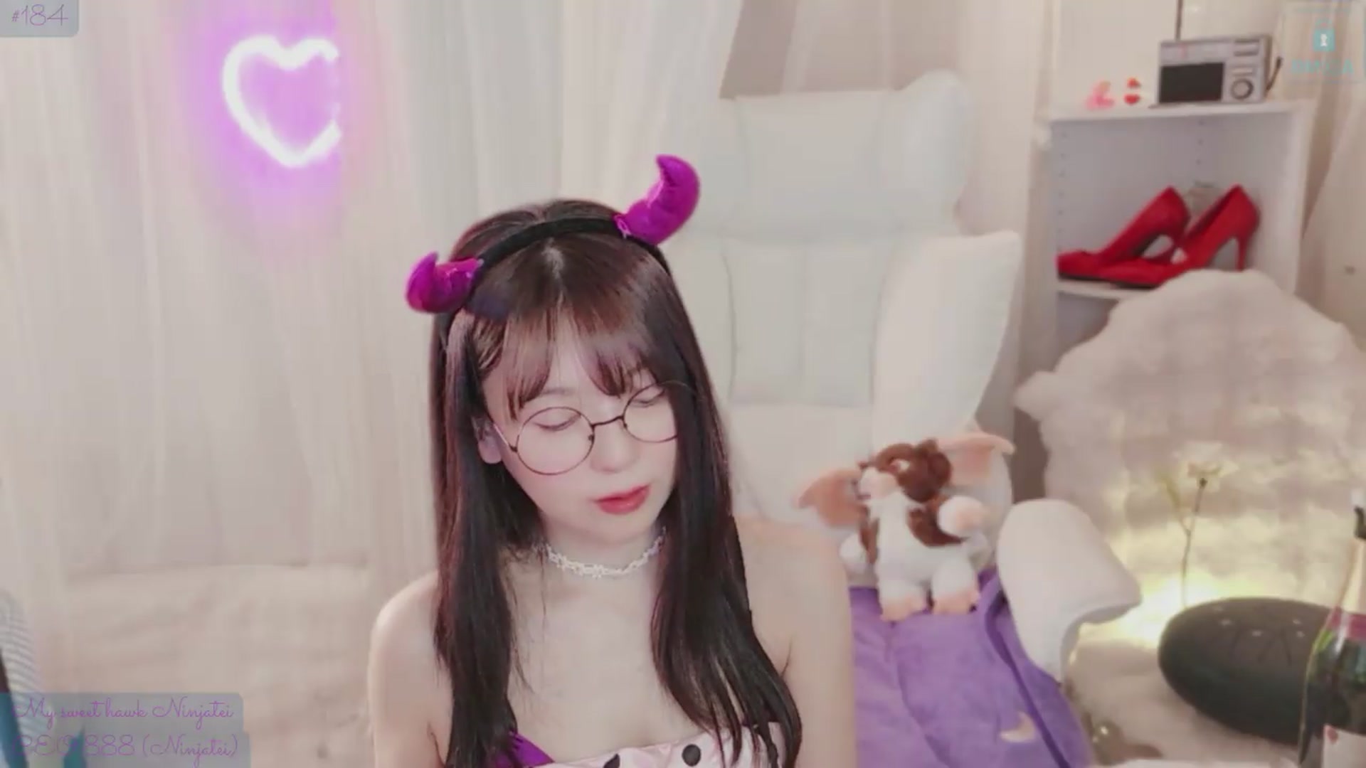Gallery image thumbnail from meowtheworld's myfreecams stream on, 05/31/2026, 06:40 image 20 of 20