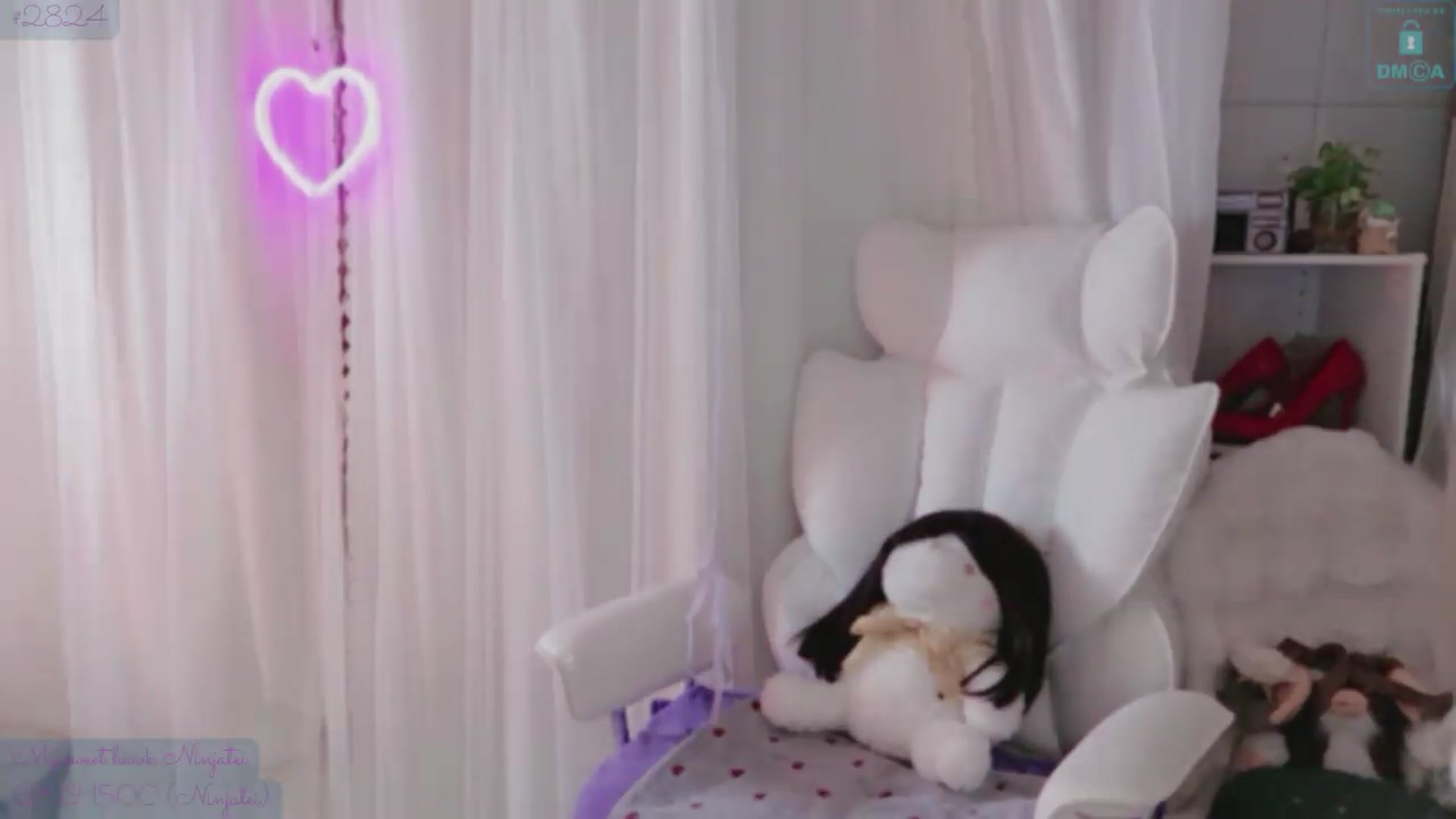 Gallery image thumbnail from meowtheworld's myfreecams stream on, 06/06/2026, 05:49 image 15 of 20