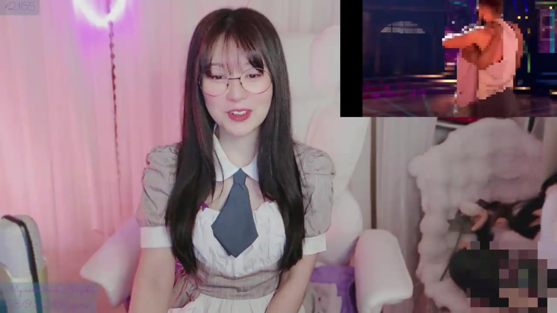 Gallery image thumbnail from meowtheworld's myfreecams stream on, 06/06/2026, 08:02 image 6 of 20