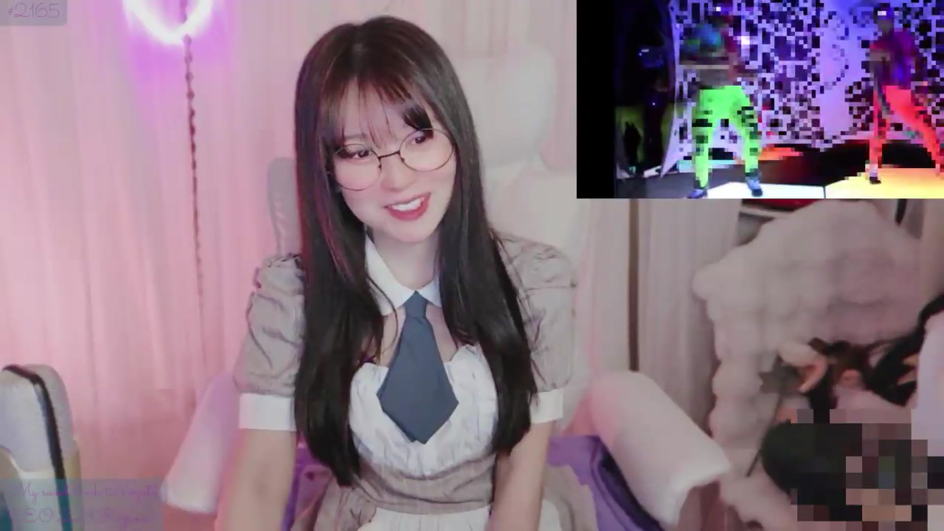 Gallery image thumbnail from meowtheworld's myfreecams stream on, 06/06/2026, 08:02 image 7 of 20