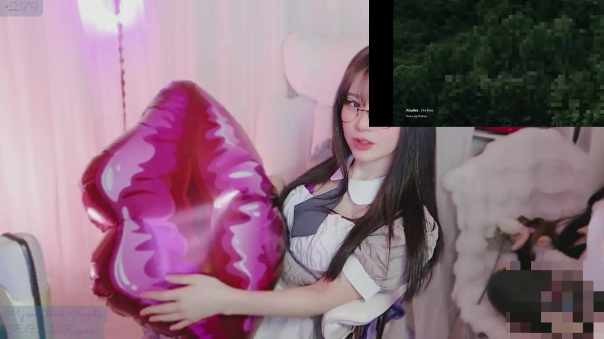 Gallery image thumbnail from meowtheworld's myfreecams stream on, 06/06/2026, 08:02 image 2 of 20