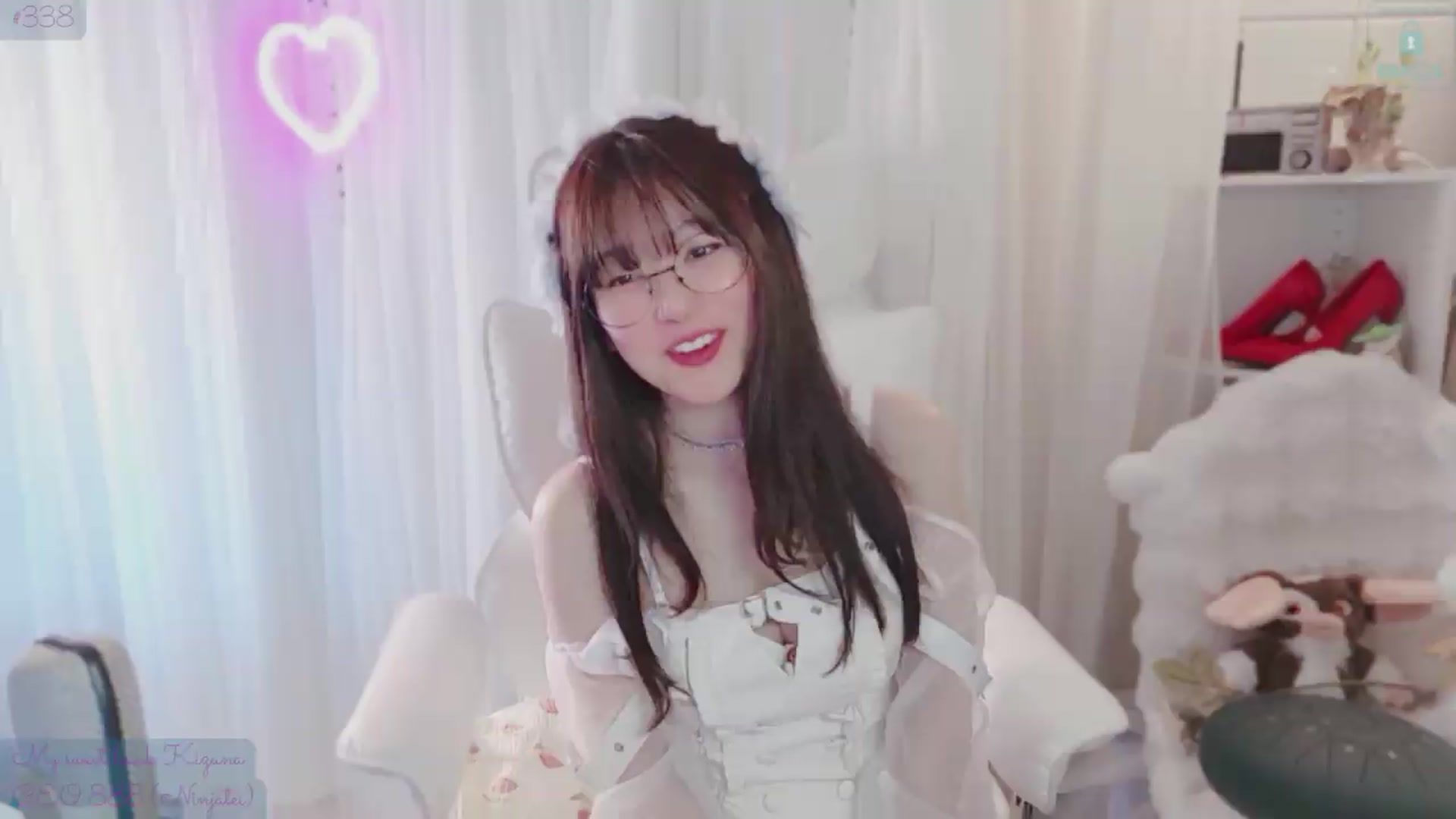 Gallery image thumbnail from meowtheworld's myfreecams stream on, 06/13/2026, 06:23 image 4 of 20