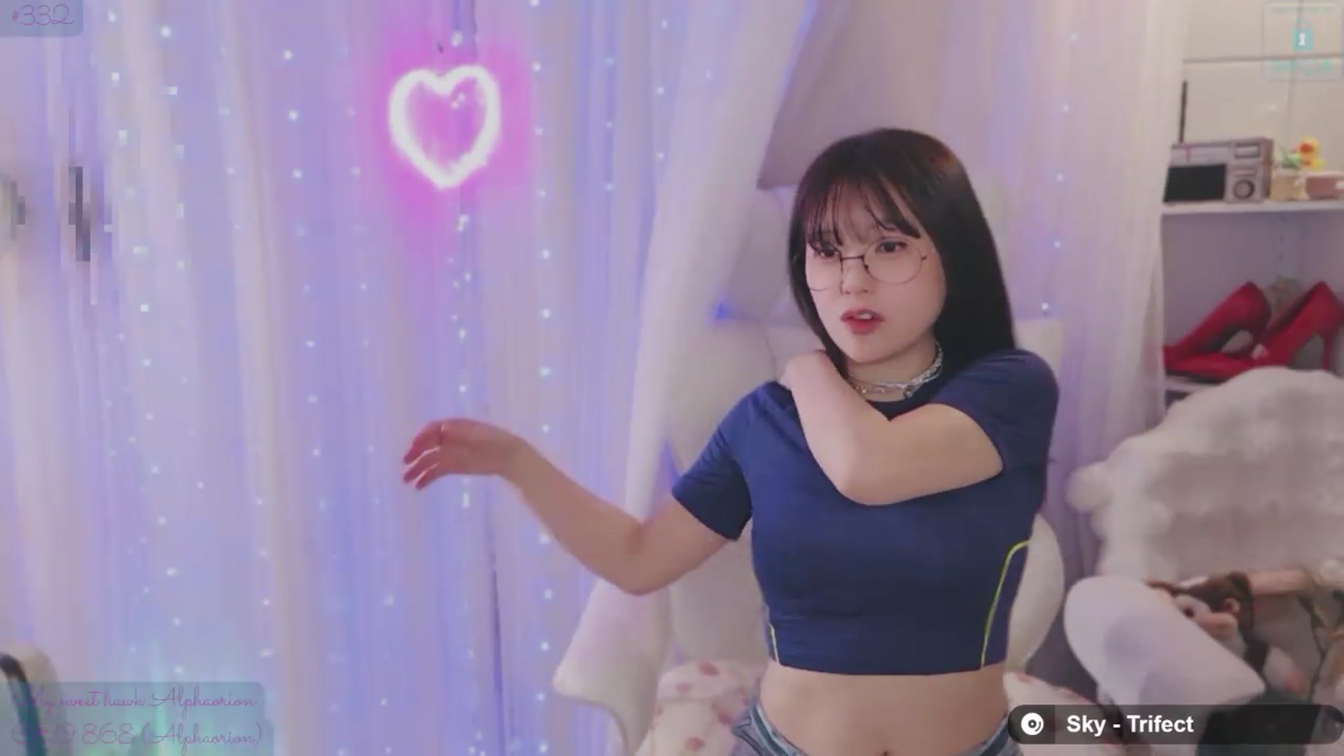 Gallery image thumbnail from meowtheworld's myfreecams stream on, 06/13/2026, 15:54 image 17 of 20
