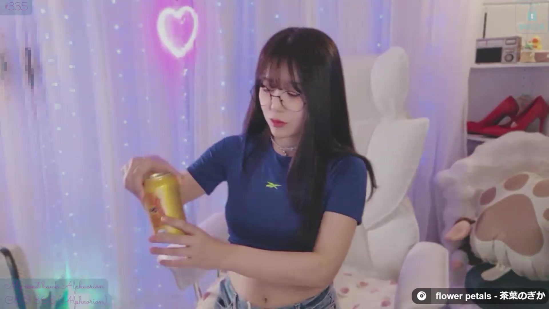 Gallery image thumbnail from meowtheworld's myfreecams stream on, 06/13/2026, 15:54 image 14 of 20