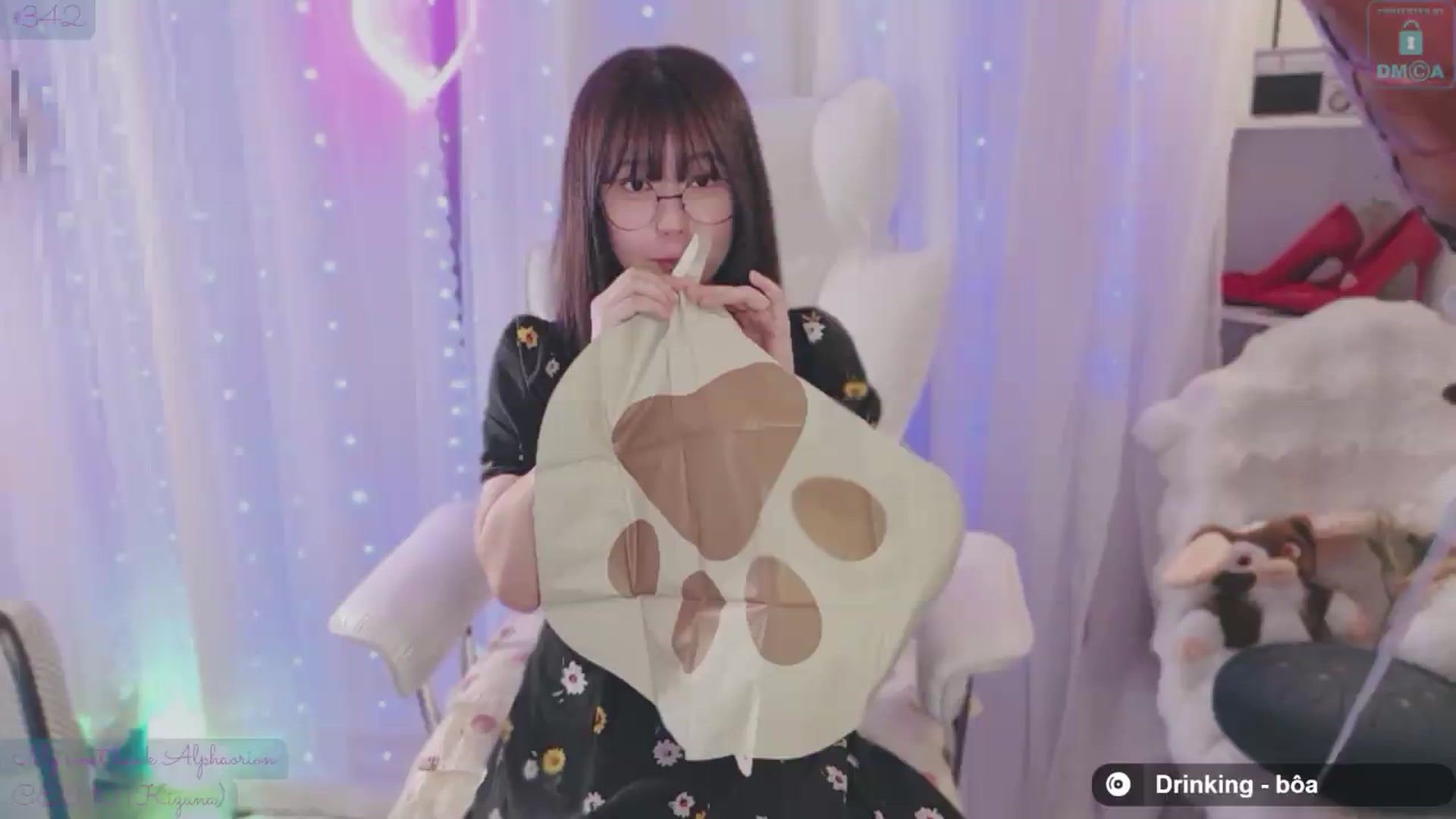 Gallery image thumbnail from meowtheworld's myfreecams stream on, 06/13/2026, 15:54 image 4 of 20