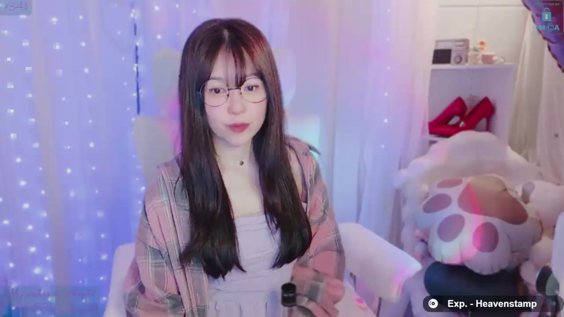 Gallery image thumbnail from meowtheworld's myfreecams stream on, 06/14/2026, 06:02 image 9 of 20