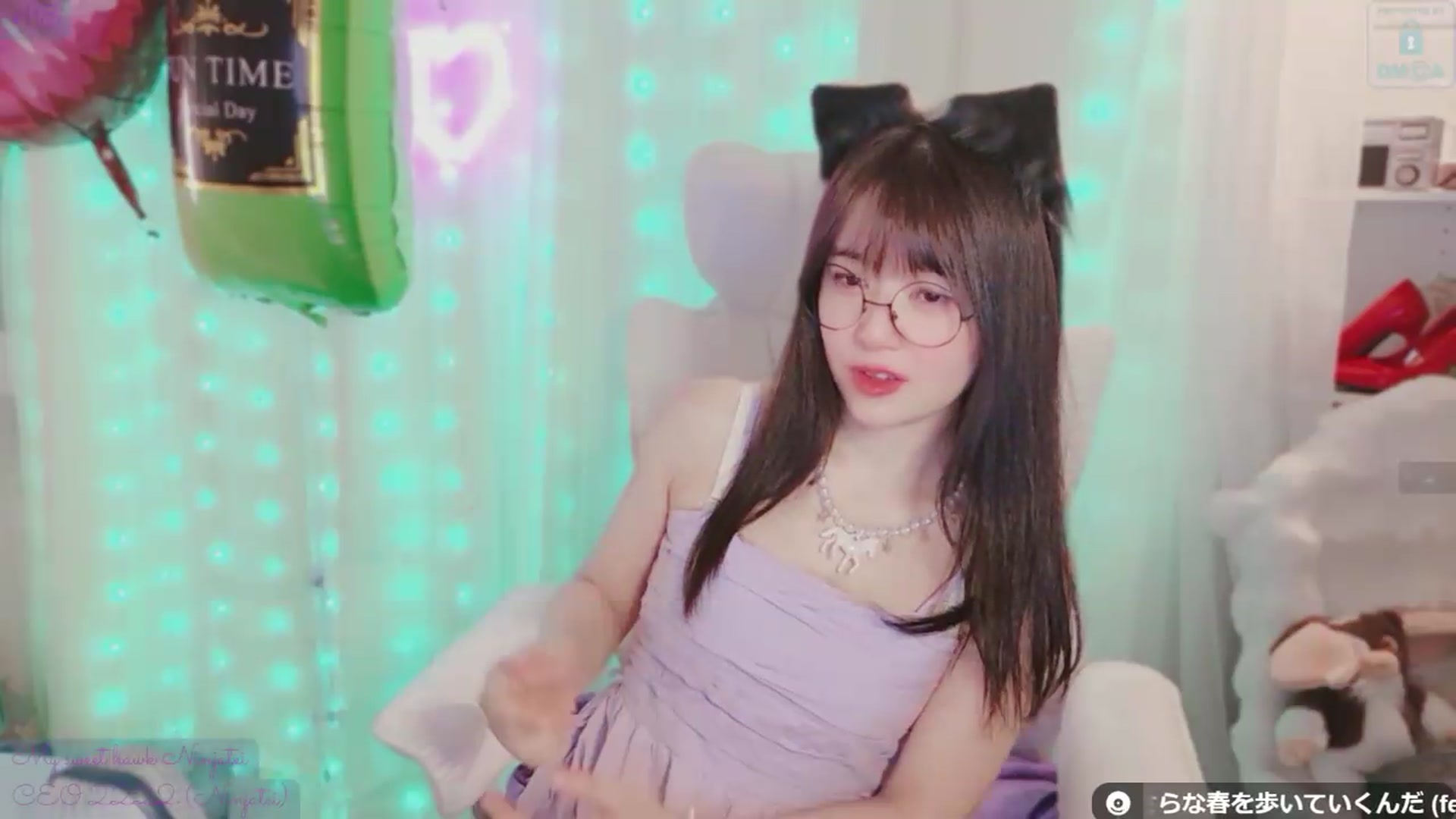 Gallery image thumbnail from meowtheworld's myfreecams stream on, 07/06/2026, 06:03 image 15 of 20