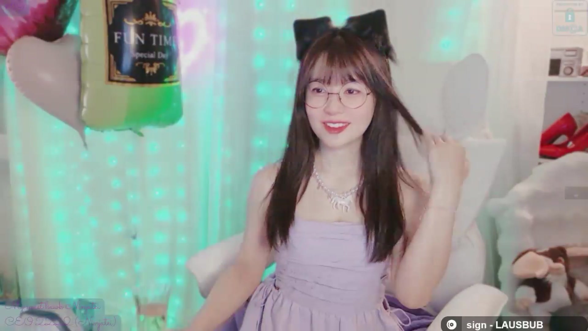 Gallery image thumbnail from meowtheworld's myfreecams stream on, 07/06/2026, 06:03 image 12 of 20