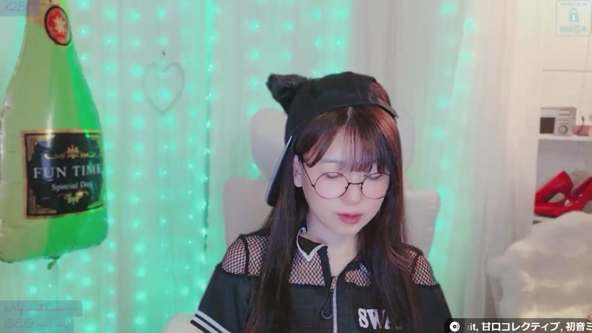 Gallery image thumbnail from meowtheworld's myfreecams stream on, 07/11/2026, 04:59 image 6 of 20