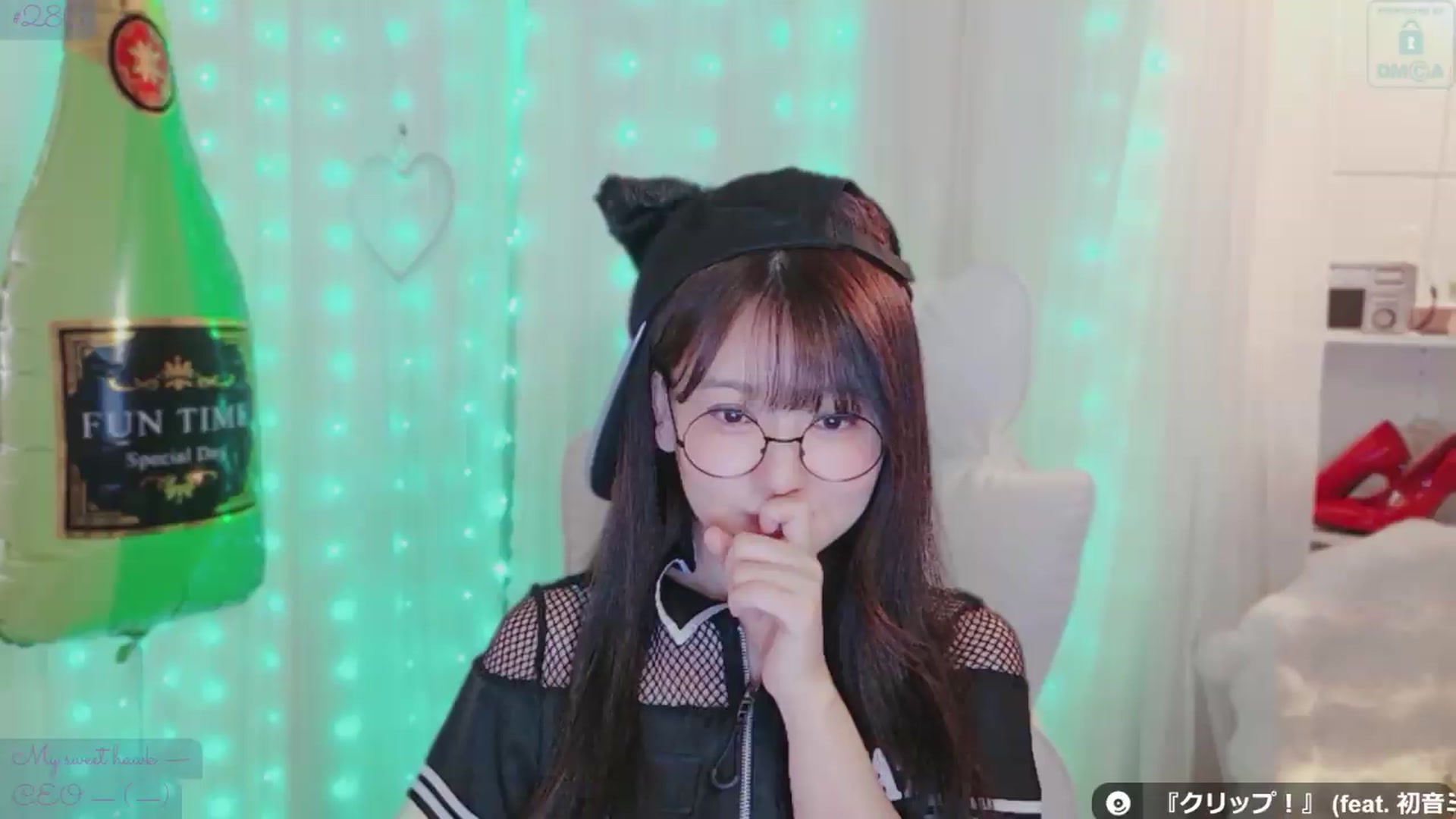 Gallery image thumbnail from meowtheworld's myfreecams stream on, 07/11/2026, 04:59 image 8 of 20