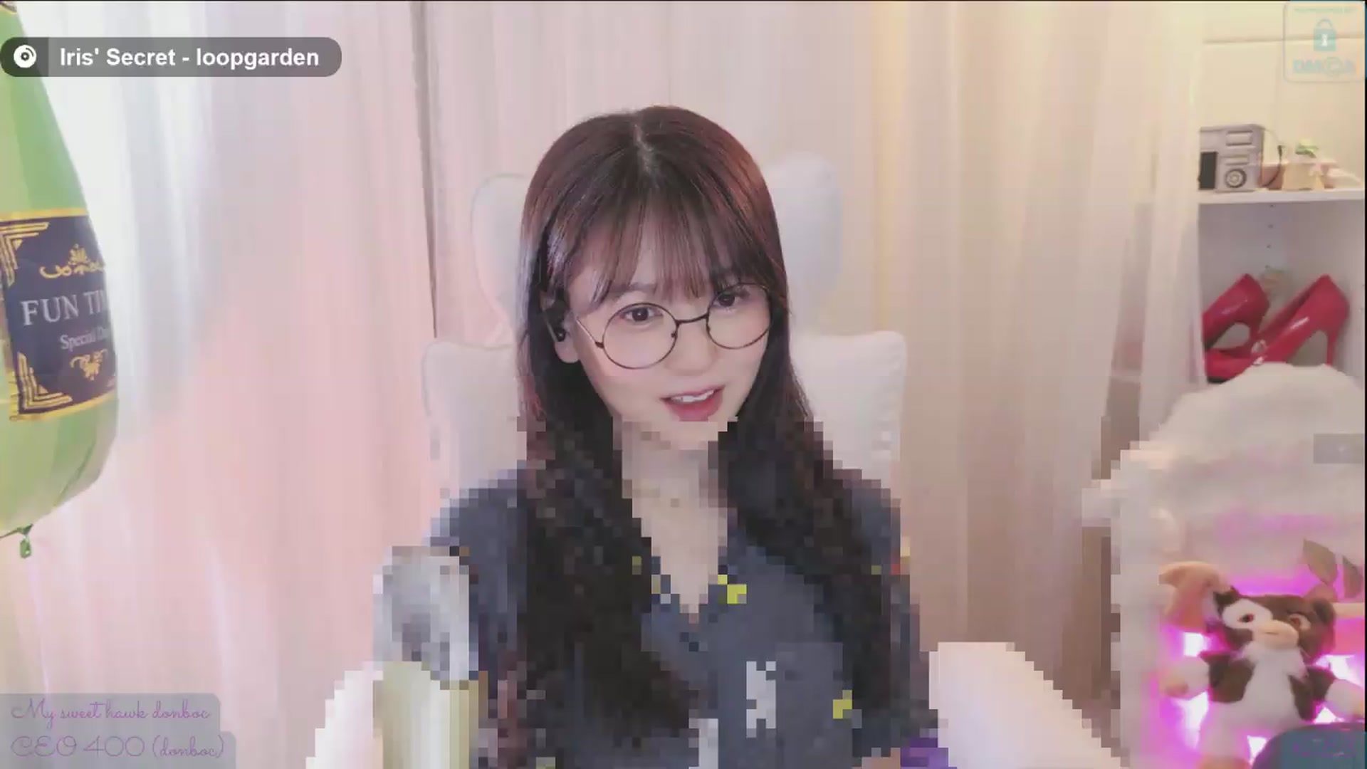Gallery image thumbnail from meowtheworld's myfreecams stream on, 07/13/2026, 07:43 image 8 of 20