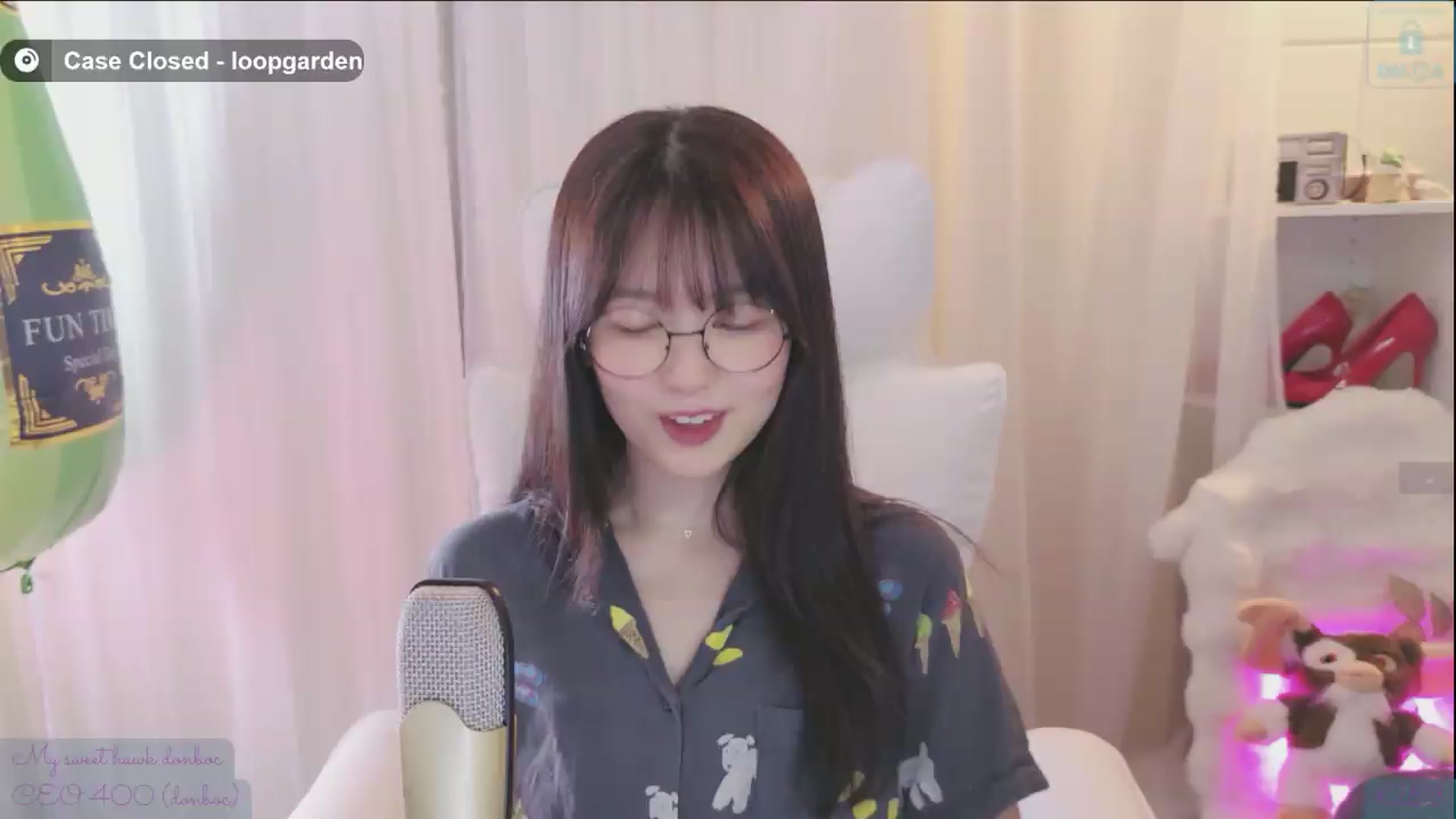 Gallery image thumbnail from meowtheworld's myfreecams stream on, 07/13/2026, 07:43 image 18 of 20