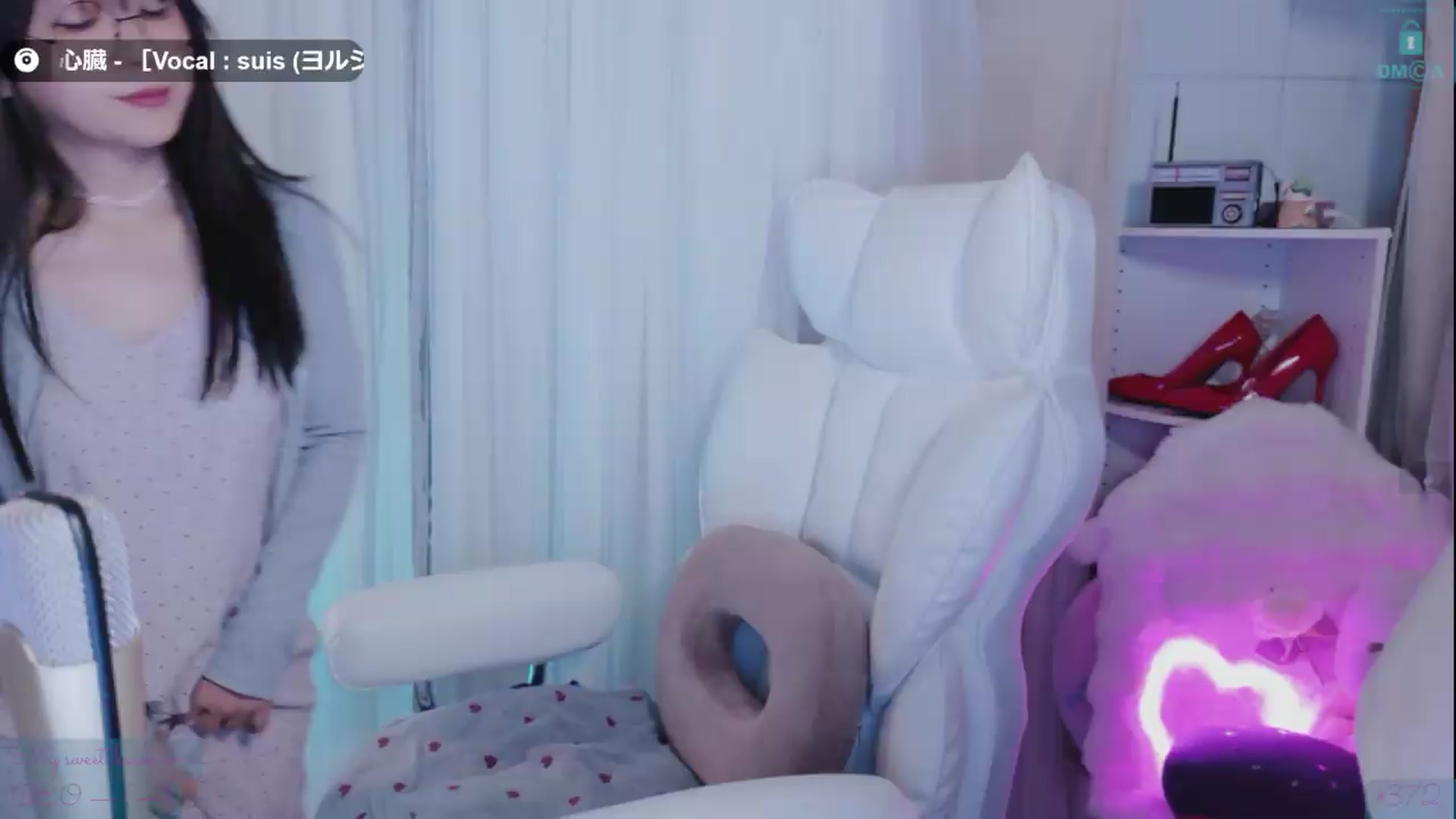 Gallery image thumbnail from meowtheworld's myfreecams stream on, 07/17/2026, 04:50 image 13 of 20