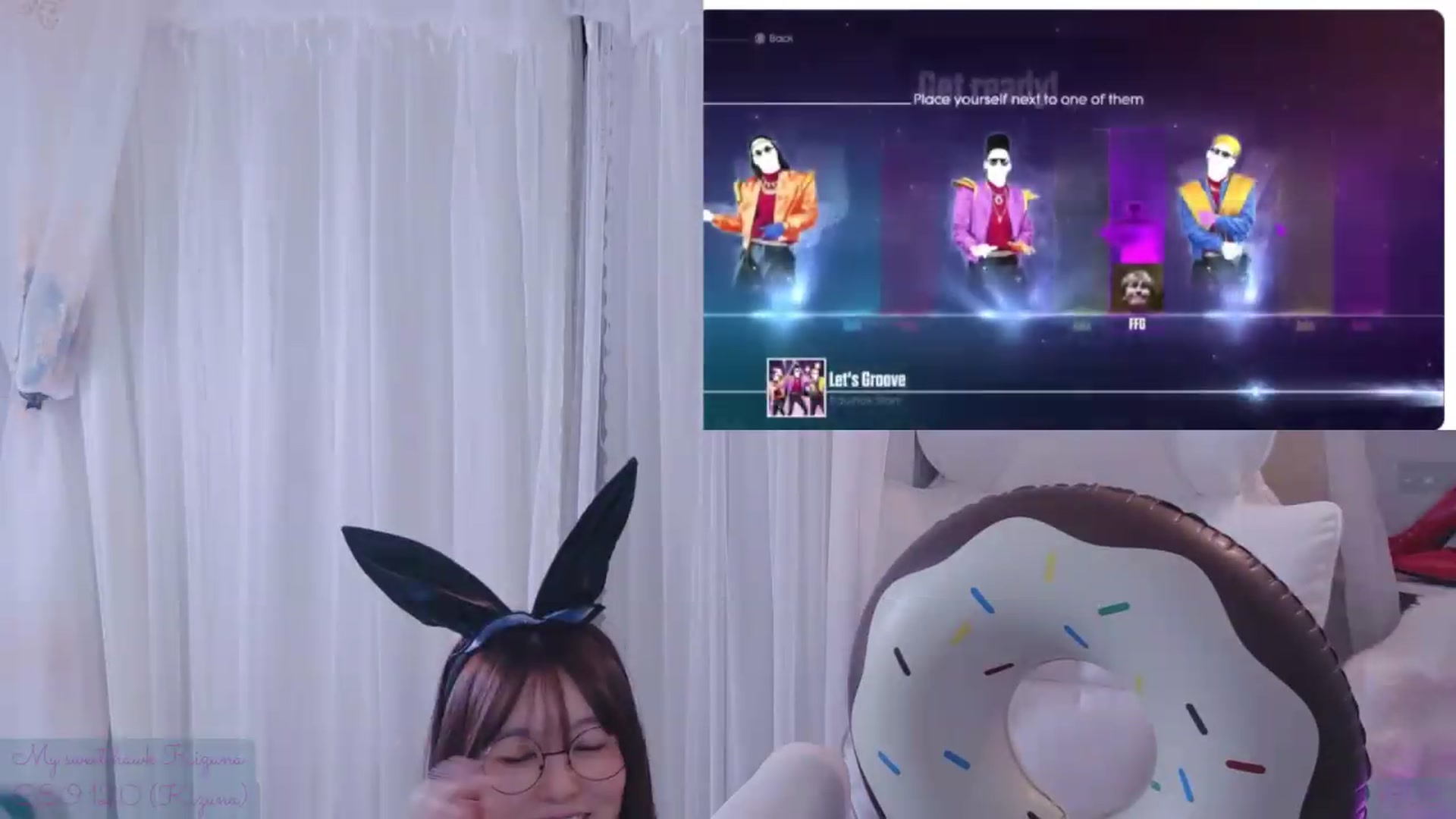 Gallery image thumbnail from meowtheworld's myfreecams stream on, 07/18/2026, 06:25 image 16 of 20