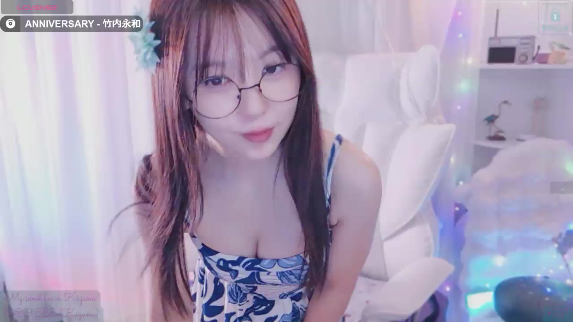 Gallery image thumbnail from meowtheworld's myfreecams stream on, 07/19/2026, 06:33 image 20 of 20