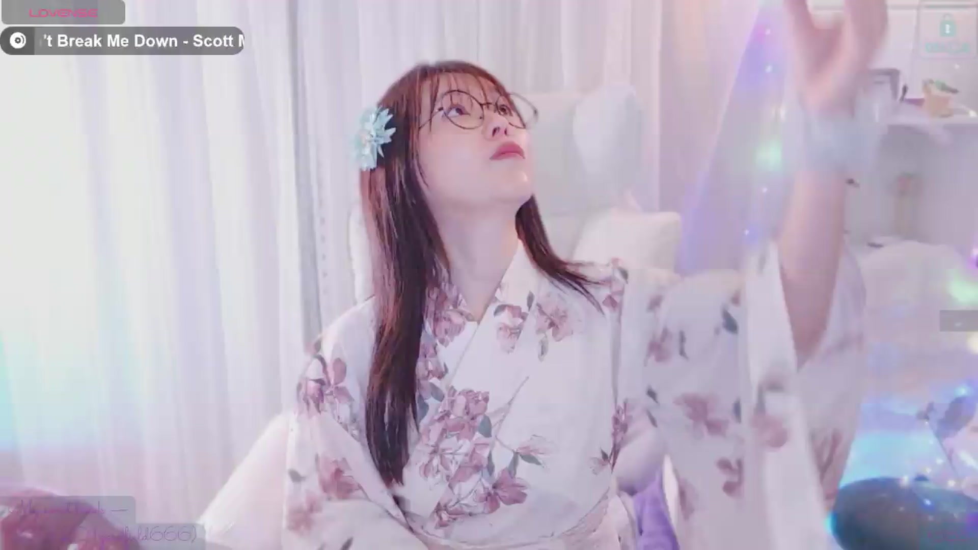 Gallery image thumbnail from meowtheworld's myfreecams stream on, 07/19/2026, 06:33 image 6 of 20