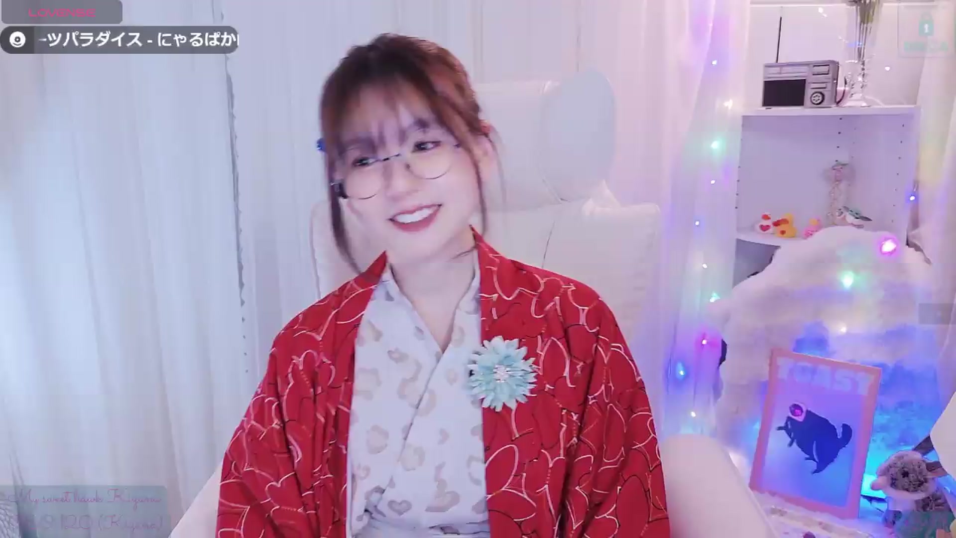 Gallery image thumbnail from meowtheworld's myfreecams stream on, 07/26/2026, 07:16 image 4 of 20