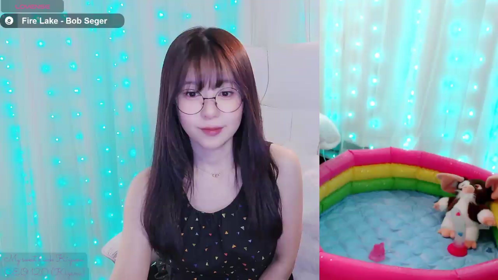 Gallery image thumbnail from meowtheworld's myfreecams stream on, 07/27/2026, 06:05 image 17 of 20