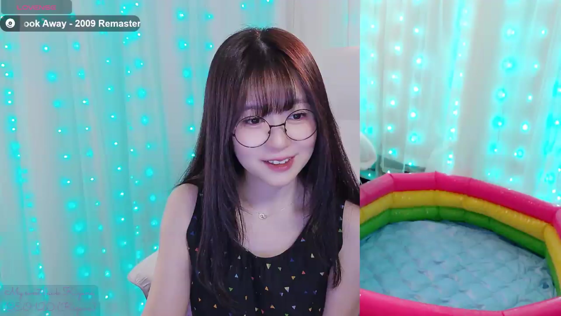 Gallery image thumbnail from meowtheworld's myfreecams stream on, 07/27/2026, 06:05 image 12 of 20