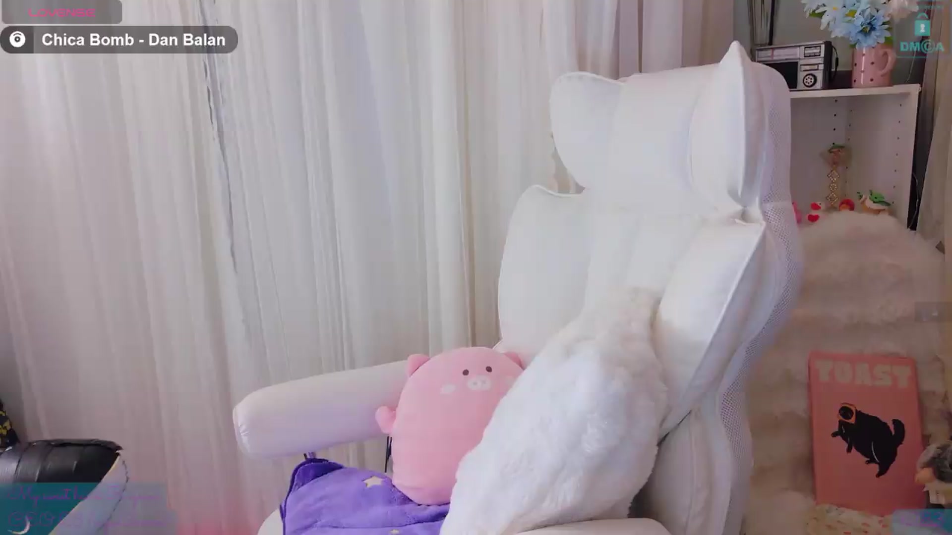 Gallery image thumbnail from meowtheworld's myfreecams stream on, 08/02/2026, 11:00 image 15 of 20