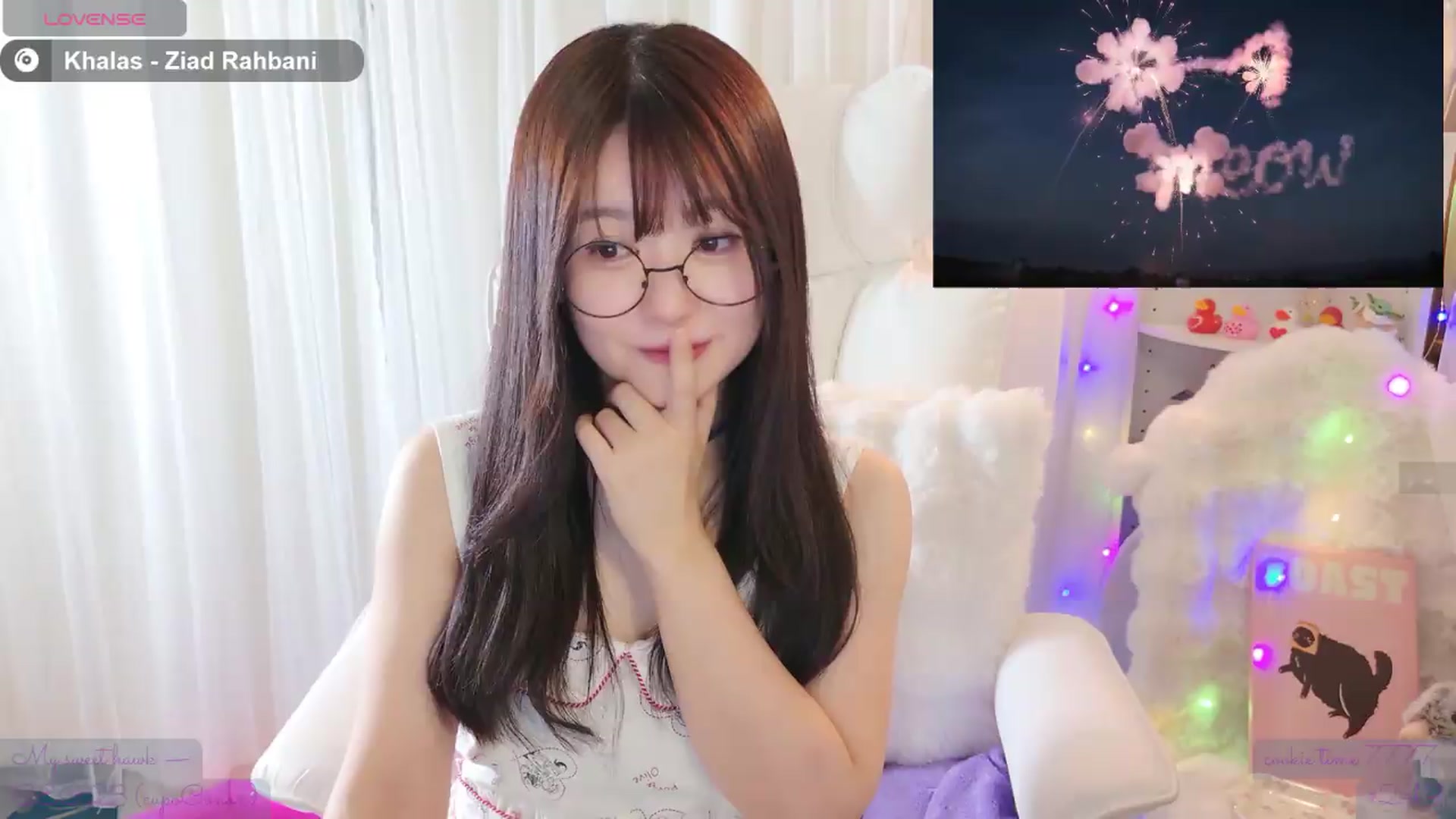 Gallery image thumbnail from meowtheworld's myfreecams stream on, 08/03/2026, 04:36 image 14 of 20