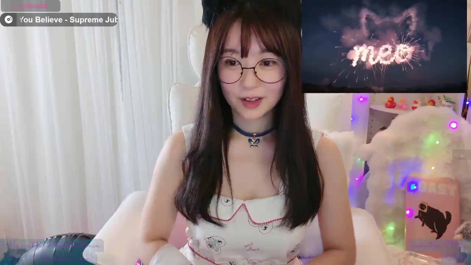 Gallery image thumbnail from meowtheworld's myfreecams stream on, 08/03/2026, 05:33 image 10 of 20