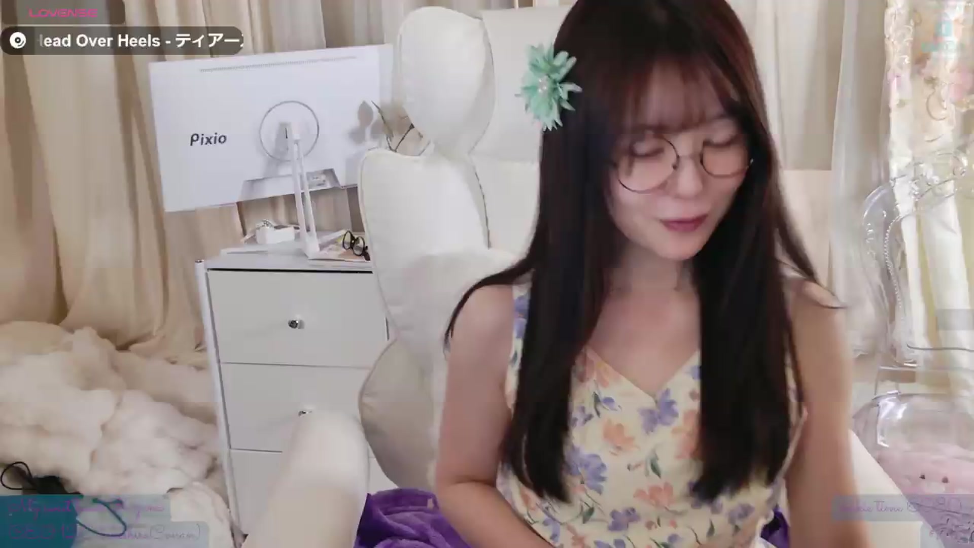 Gallery image thumbnail from meowtheworld's myfreecams stream on, 08/08/2026, 07:12 image 12 of 20