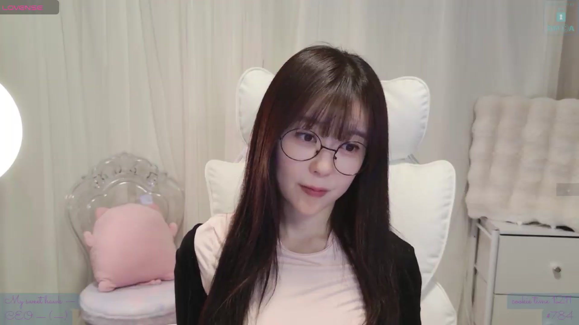 Gallery image thumbnail from meowtheworld's myfreecams stream on, 08/14/2026, 05:24 image 7 of 20