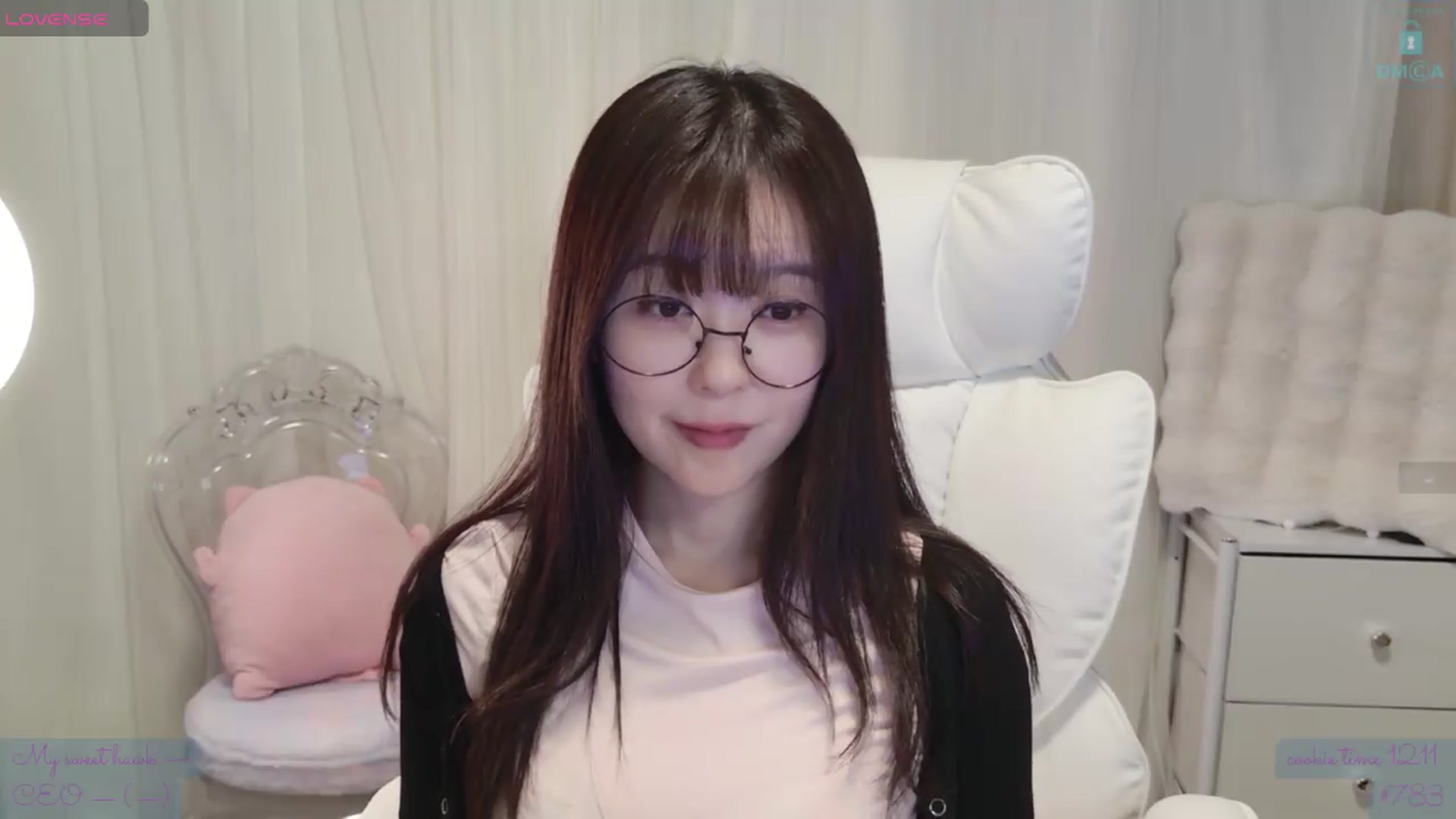 Gallery image thumbnail from meowtheworld's myfreecams stream on, 08/14/2026, 05:24 image 20 of 20