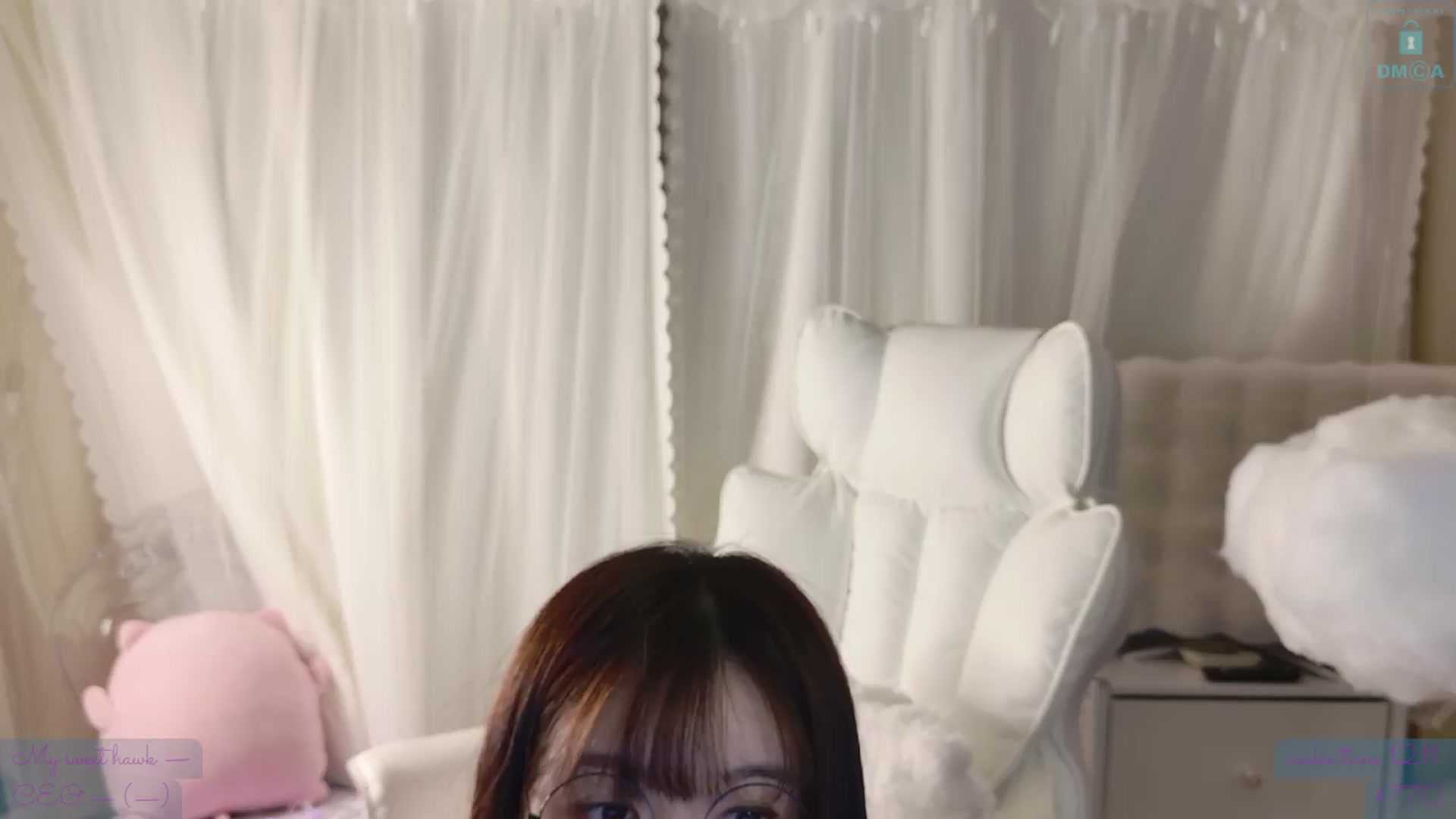 Gallery image thumbnail from meowtheworld's myfreecams stream on, 08/15/2026, 04:43 image 3 of 20