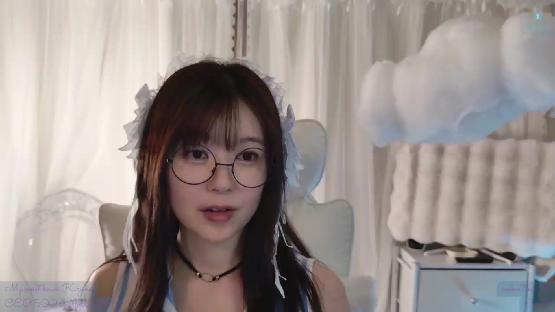 Gallery image thumbnail from meowtheworld's myfreecams stream on, 08/15/2026, 06:39 image 17 of 20