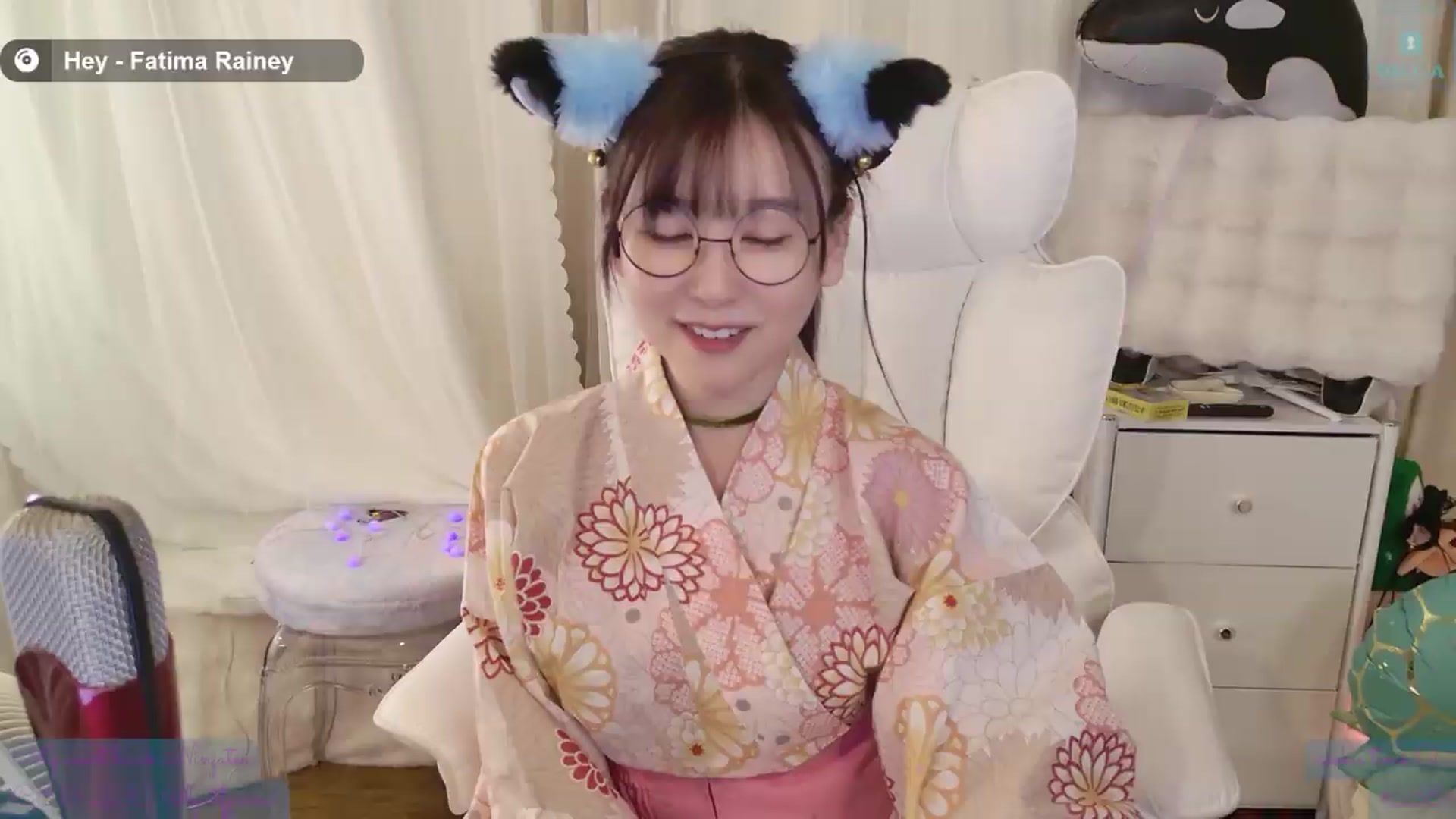 Gallery image thumbnail from meowtheworld's myfreecams stream on, 08/16/2026, 08:04 image 5 of 20