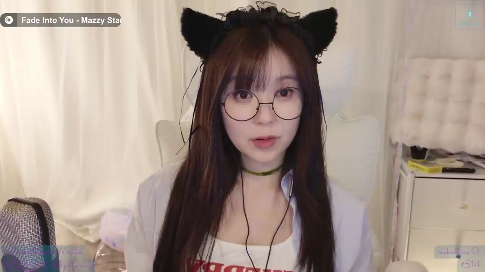 Gallery image thumbnail from meowtheworld's myfreecams stream on, 08/16/2026, 12:46 image 19 of 20