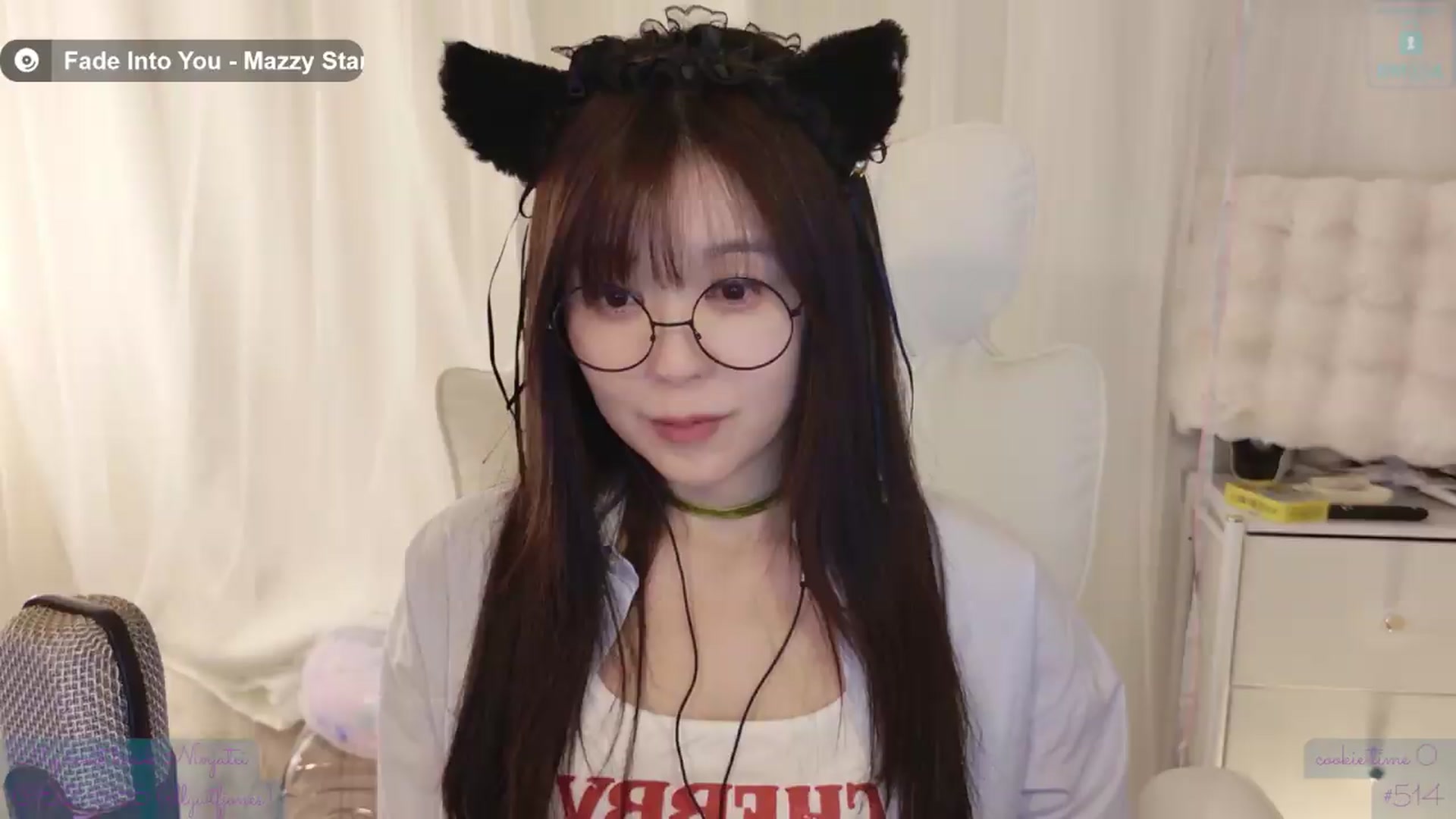 Gallery image thumbnail from meowtheworld's myfreecams stream on, 08/16/2026, 12:46 image 18 of 20