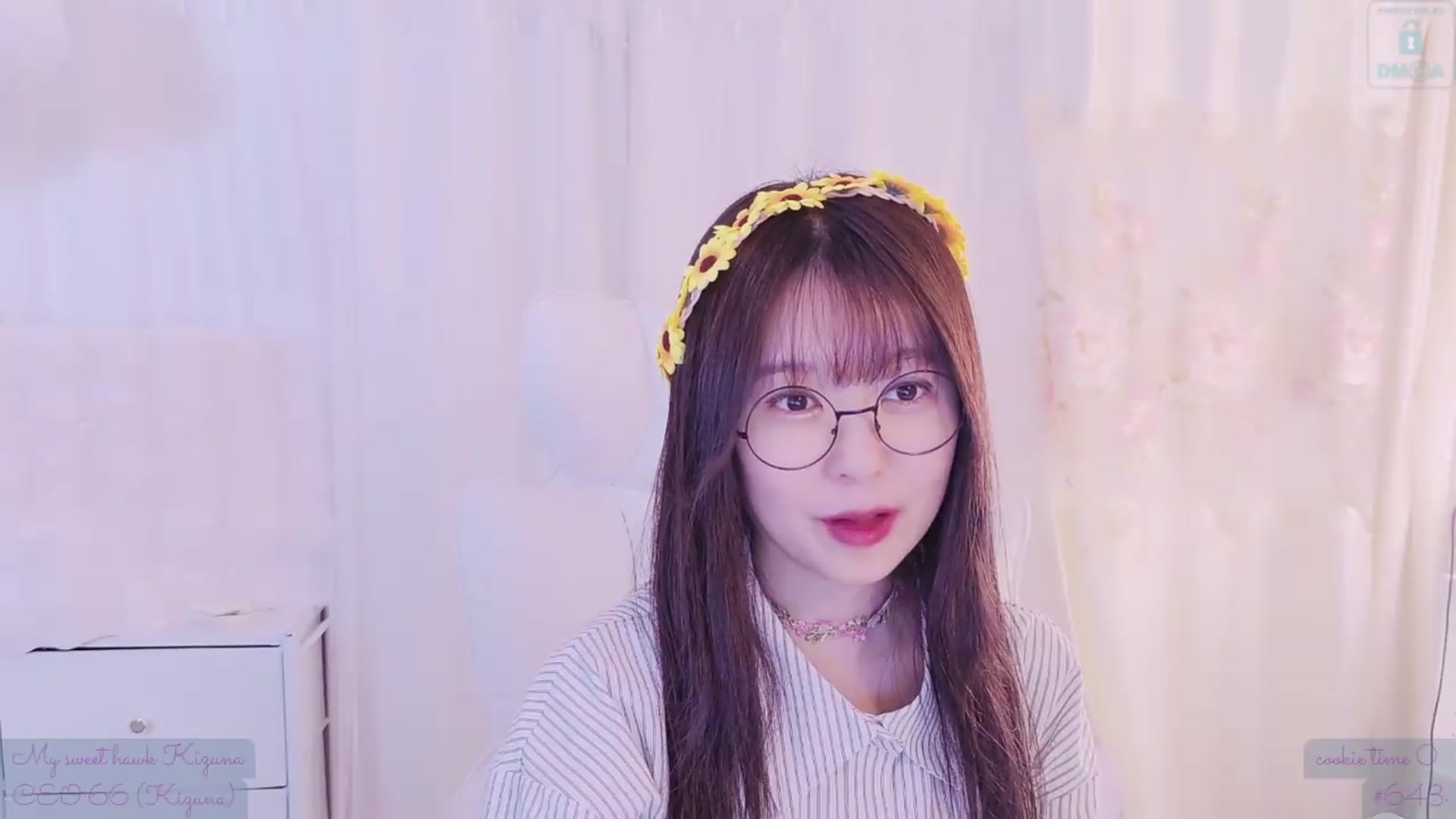 Gallery image thumbnail from meowtheworld's myfreecams stream on, 08/22/2026, 06:06 image 7 of 20