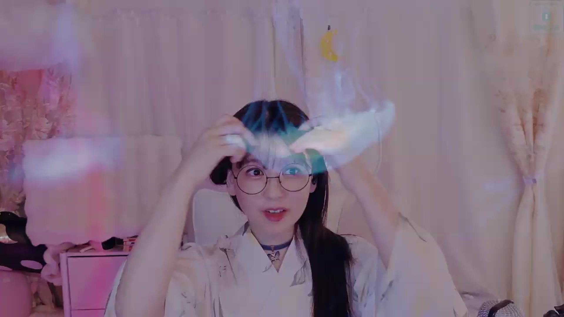 Gallery image thumbnail from meowtheworld's myfreecams stream on, 08/30/2026, 07:51 image 16 of 20