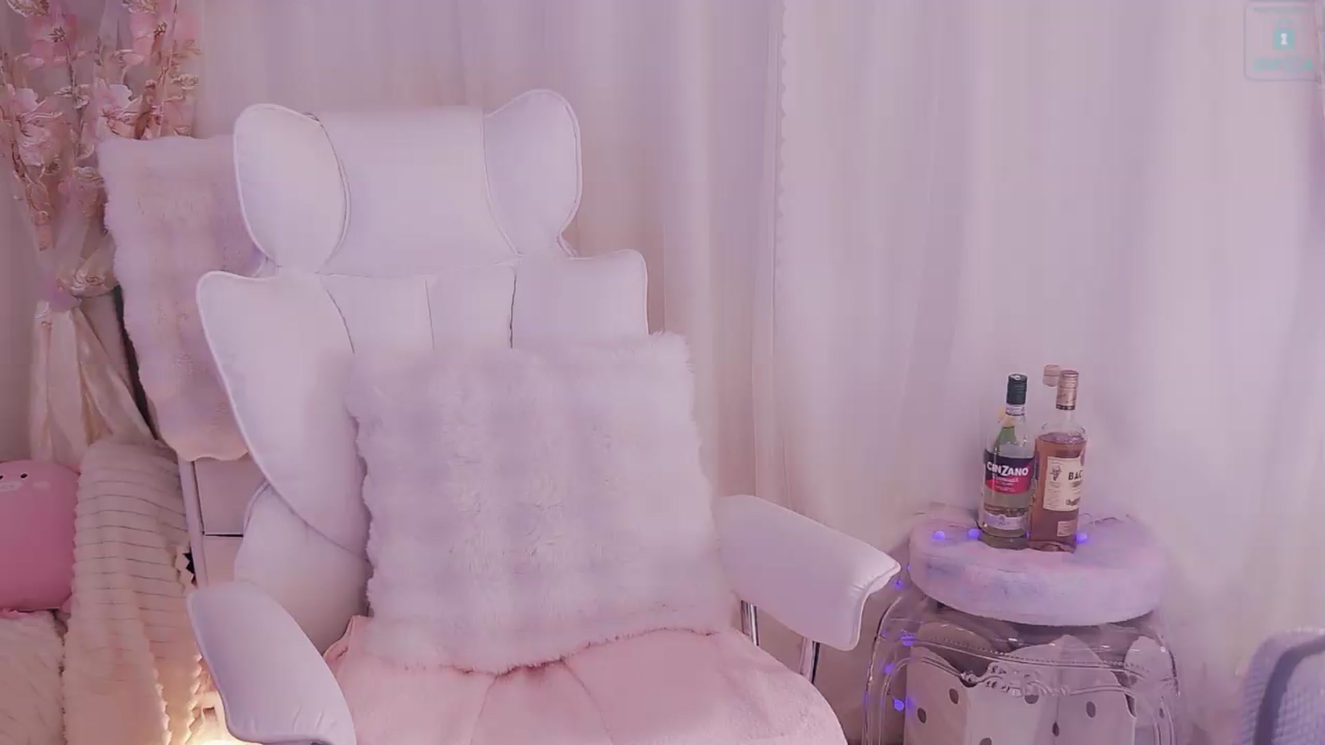 Gallery image thumbnail from meowtheworld's myfreecams stream on, 09/05/2026, 06:30 image 4 of 20